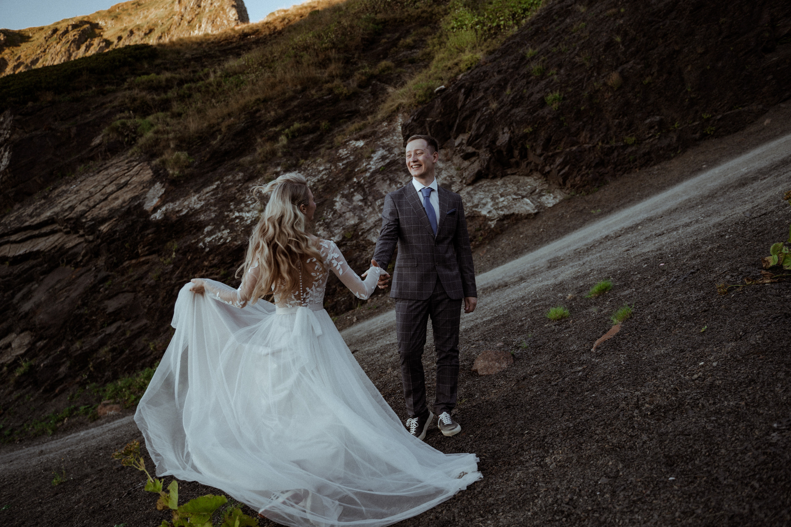 «ОНА мое солнце». Elopement Wedding Photographer