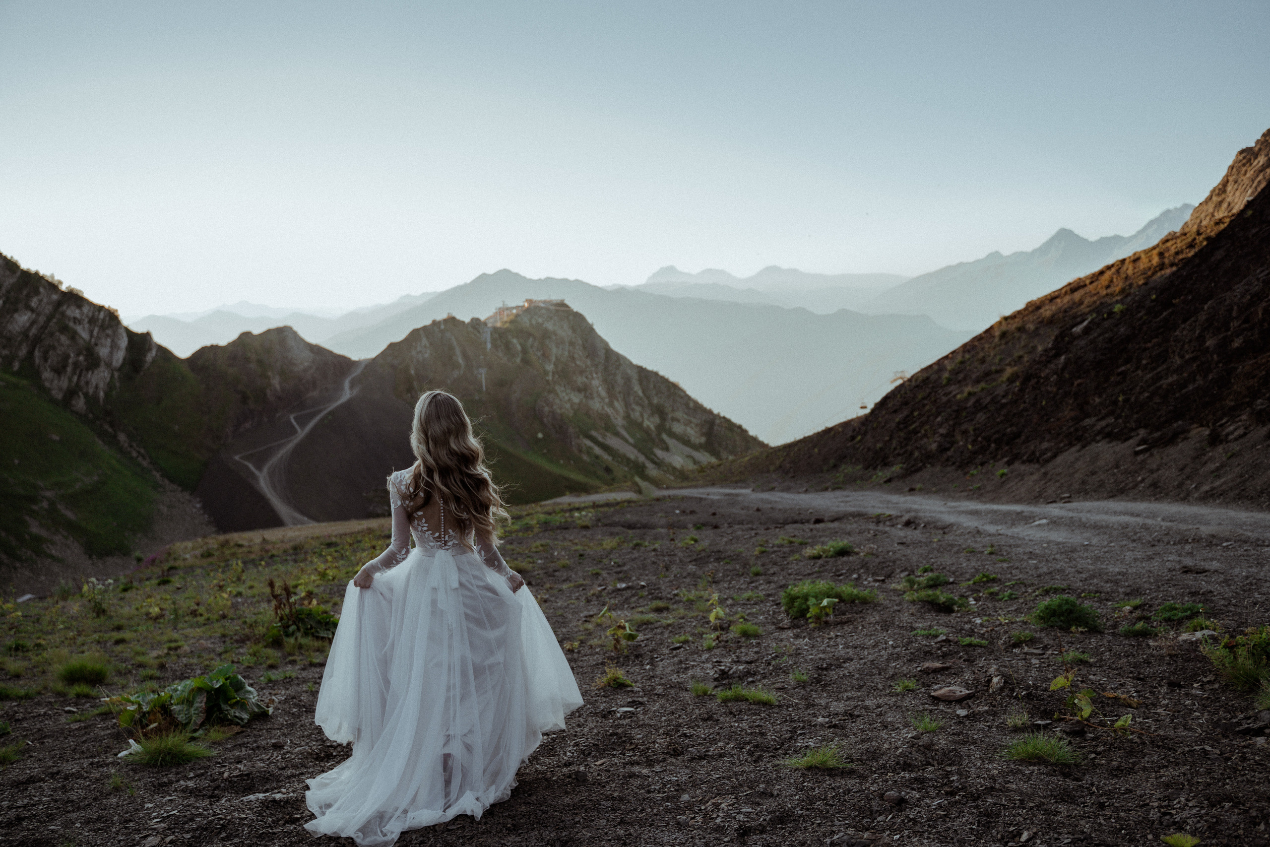 «ОНА мое солнце». Elopement Wedding Photographer