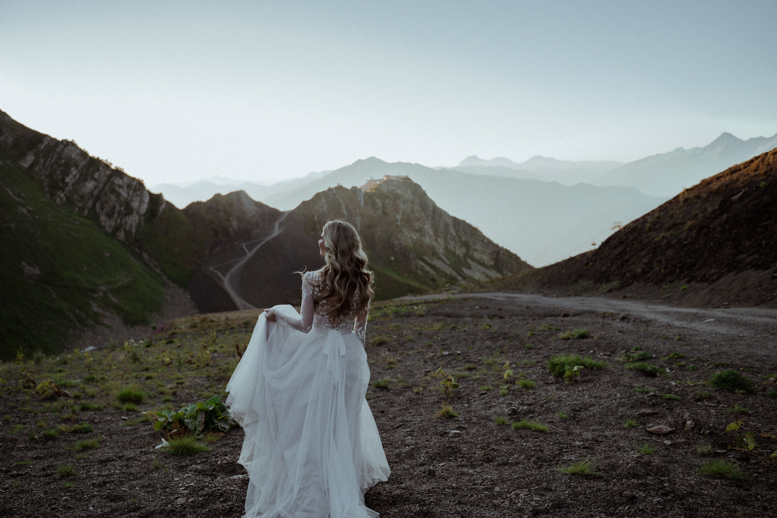 «ОНА мое солнце». Elopement Wedding Photographer