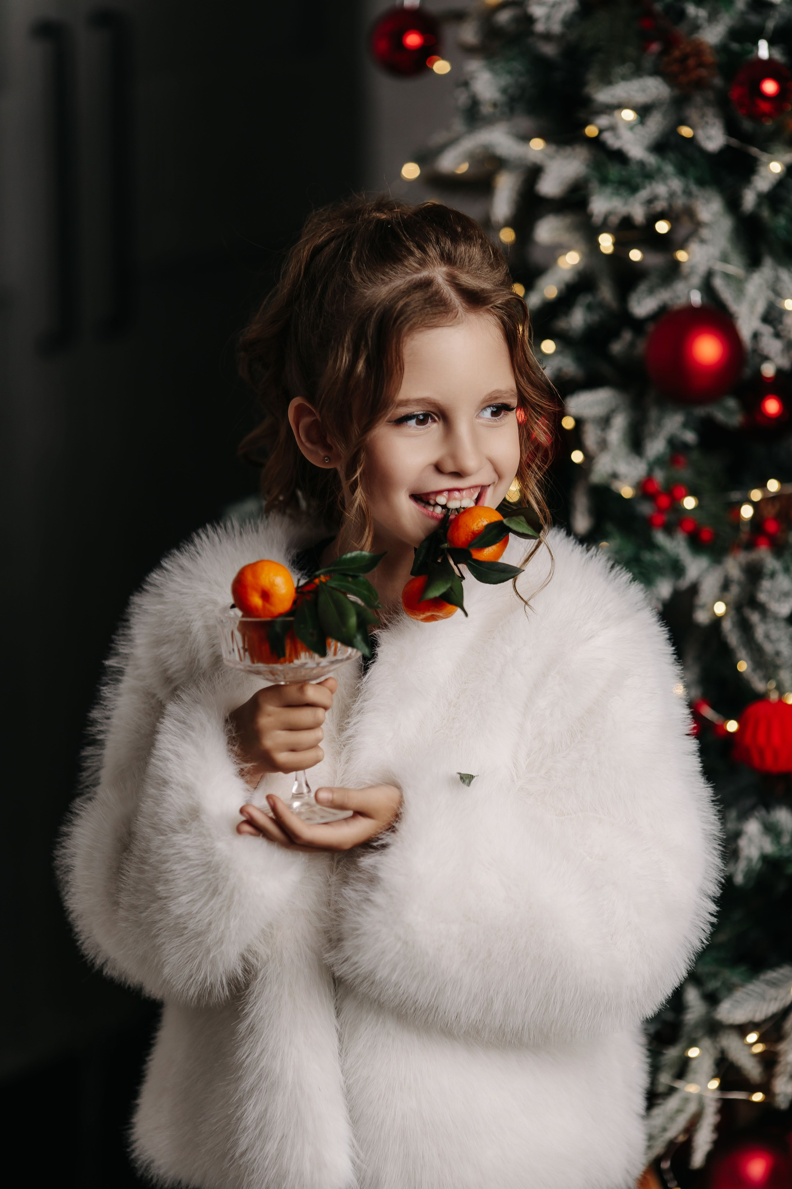 Новогодние портретики с Евой). Семейный и детский фотограф в Пскове и Санкт-Петербурге Яна Калинина