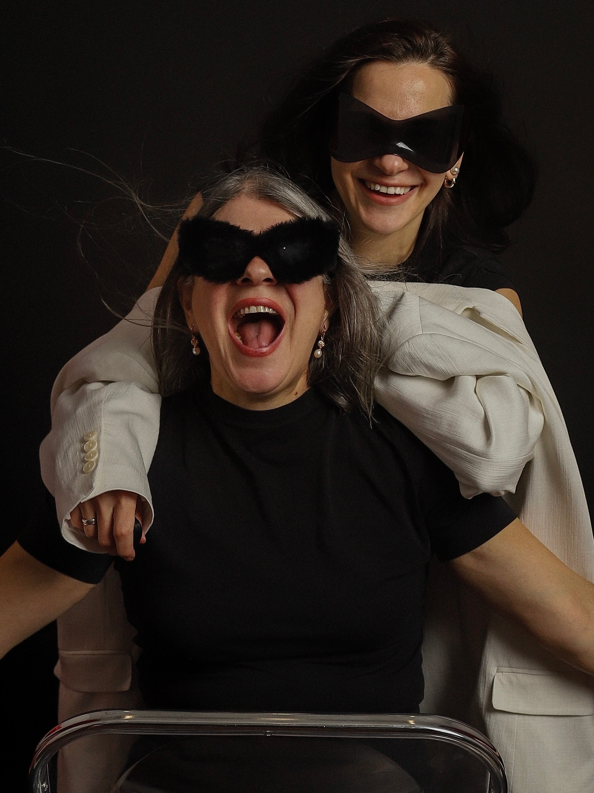 BLACK (чёрный). «ХИЩ»