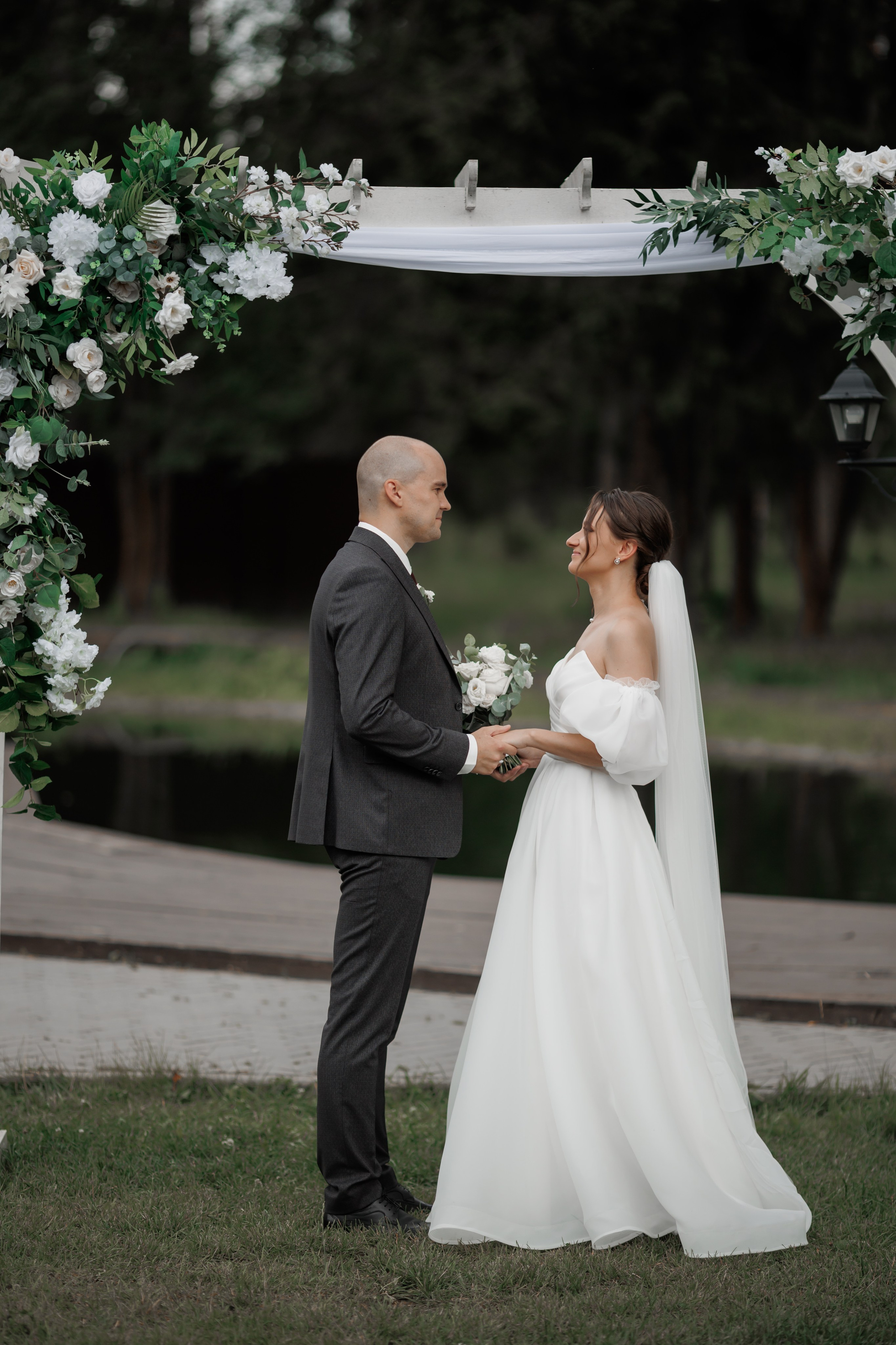 Полина и Дмитрий, загородный клуб «Барин», ЗАГС в г. Пушкино. Свадебный и репортажный фотограф (Москва, Королев и другие)