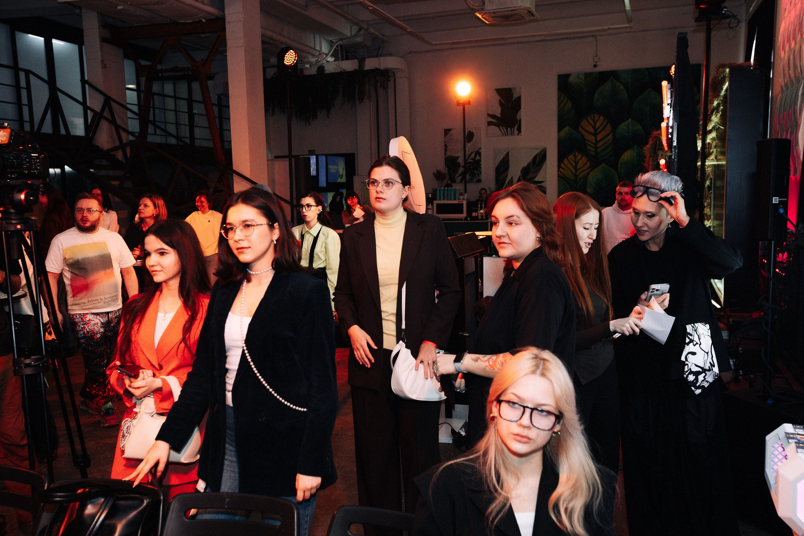 Настоящие эмоции без статичных поз. Фотограф на мероприятия — конференции, выставки, юбилеи, корпоративы