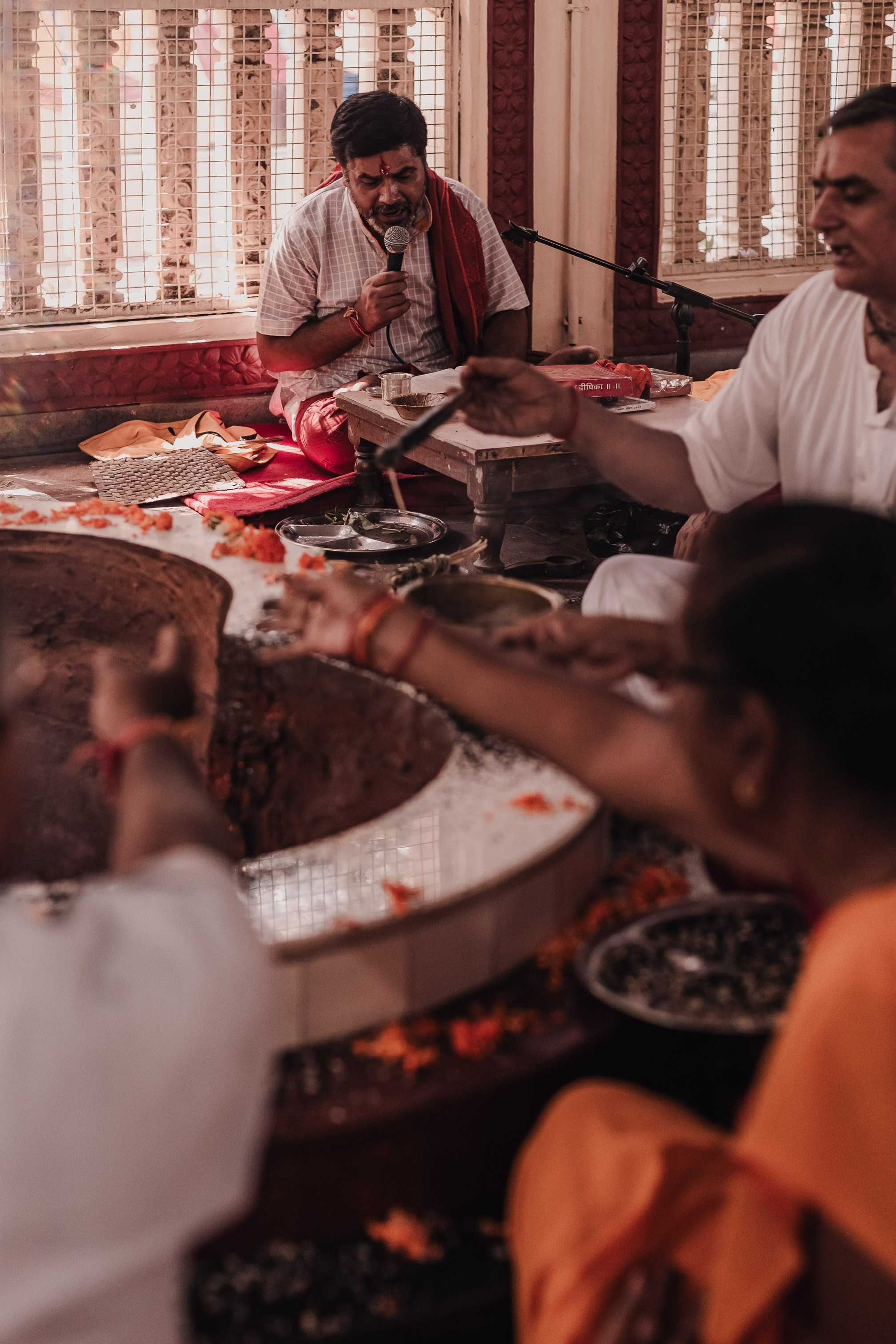 Navaratri yajna at Devraha Baba Ji ashram. Мариам Багдасарян