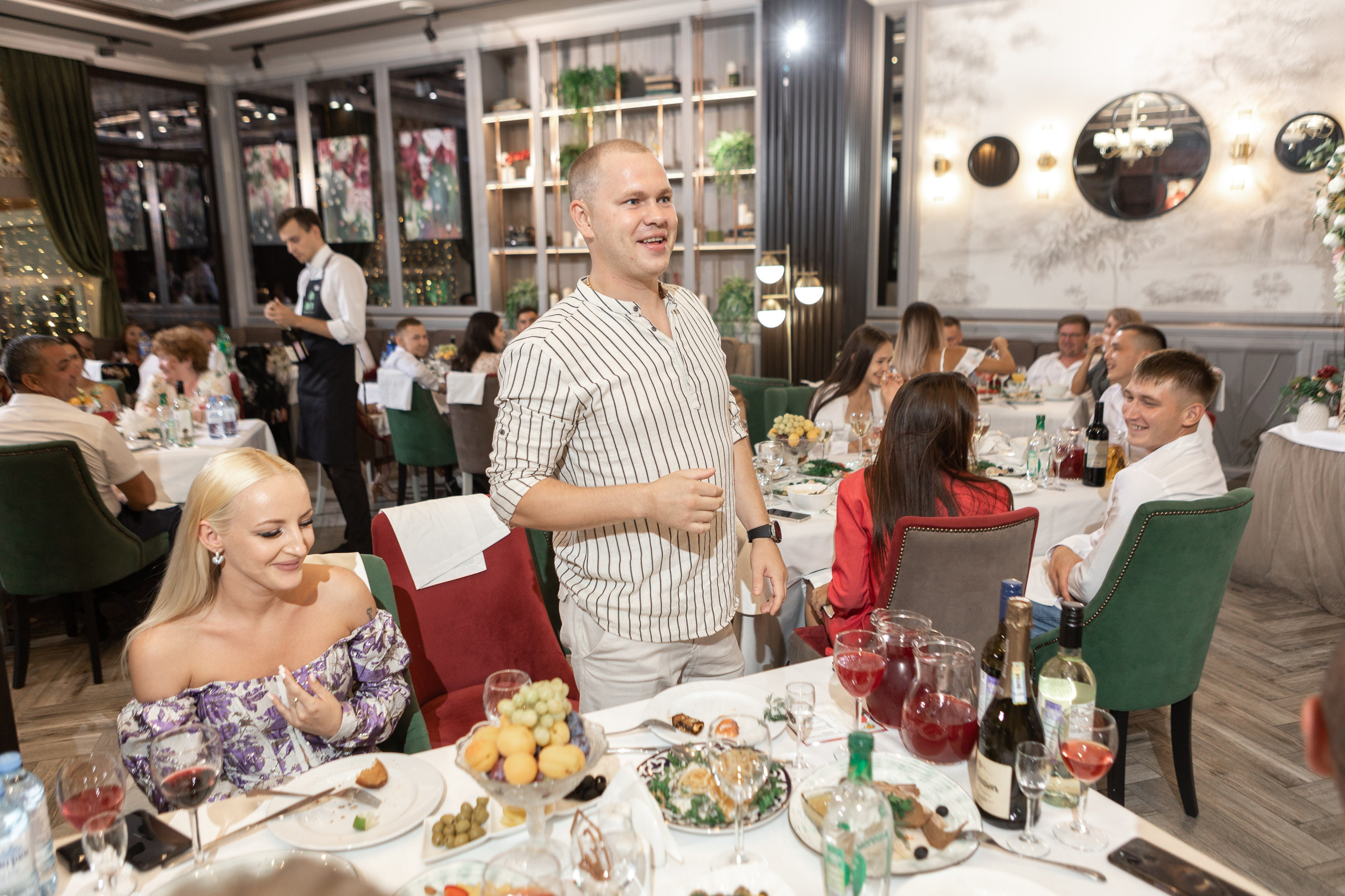 Свадебный фотограф Уфа — Руслан ГабдлисламовЖивые эмоции, красивые кадры, воспоминания на всю жизнь.Работаю по всей Республике Башкортоста. Свадебный фотограф Уфа Руслан Габдлисламов