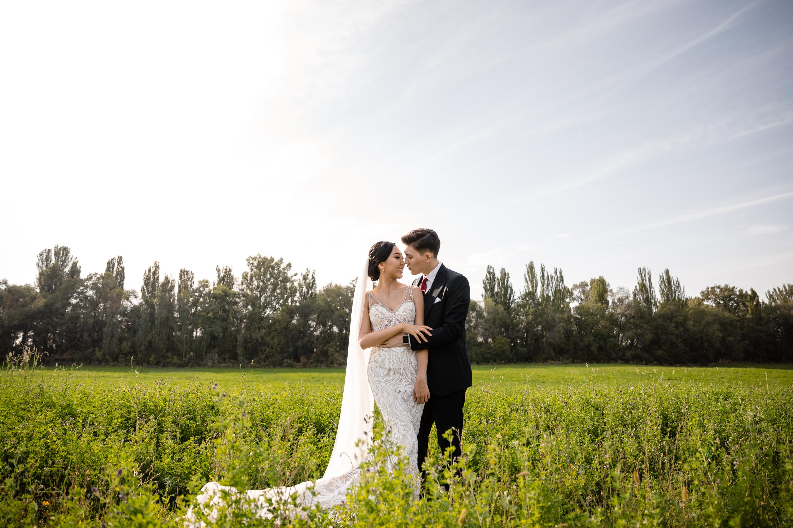 Позирование на свадьбе