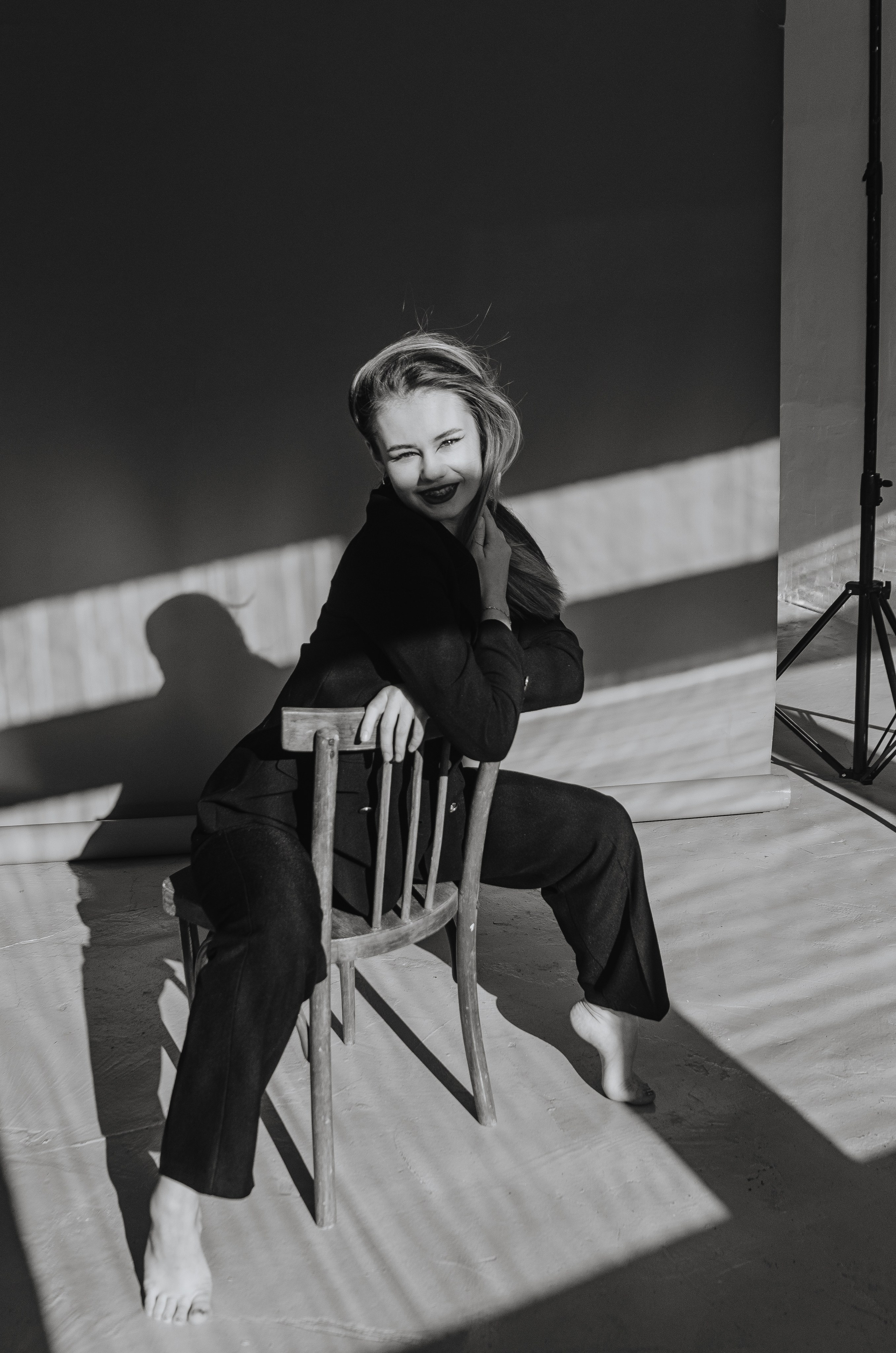 Женская фотосессия в стиле минимализм. Денисова Аля — фотограф для парных съемок и индивидуальных историй в Барнауле