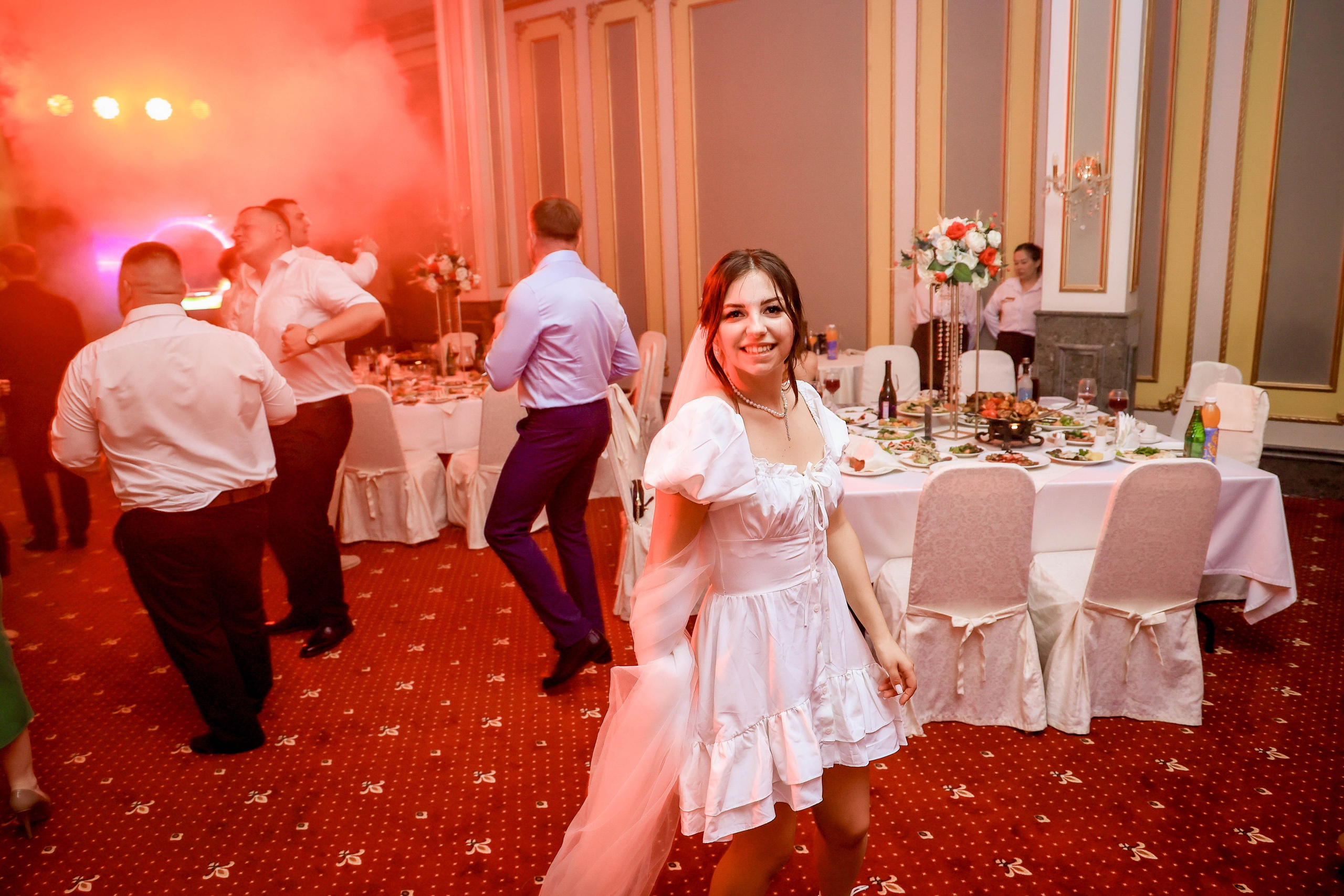 КСЕНИЯ & АНТОН. Свадебный фотограф — видеограф в г. Астрахань Екатерина Юмашева