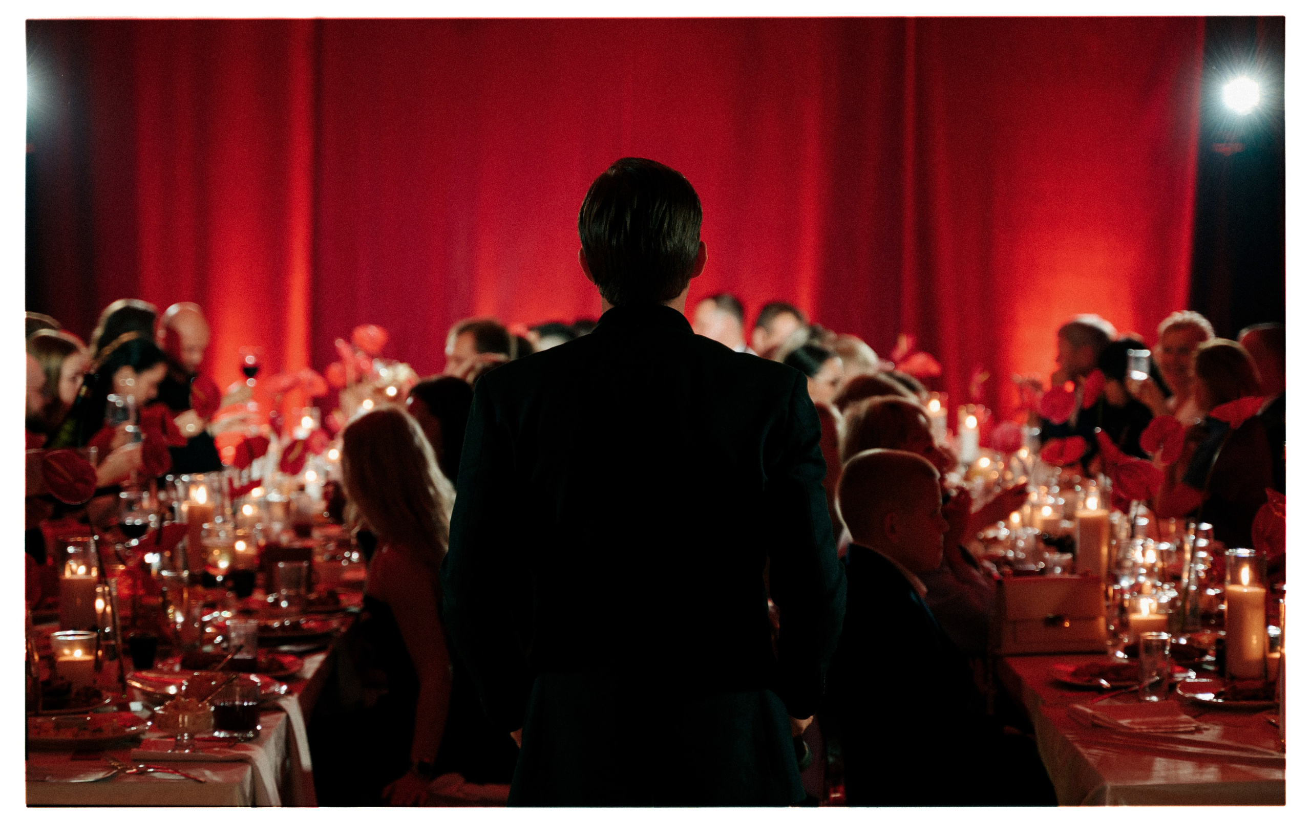 ЛЮБОВЬ КРАСНА. Свадебный и семейный фотограф Никита Корохов