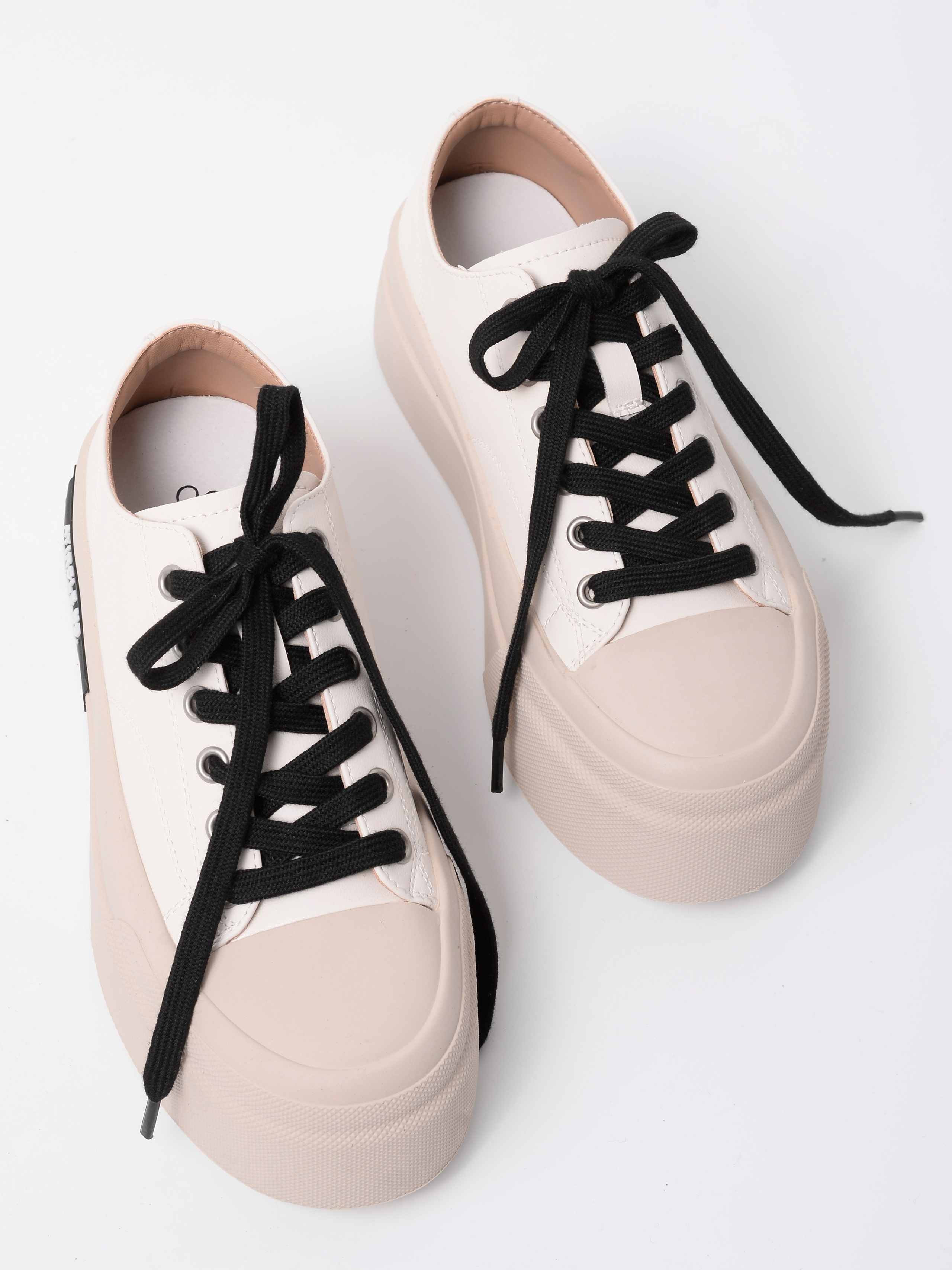 Съемка обуви. Фотограф | Фотосессии для маркетплейсов