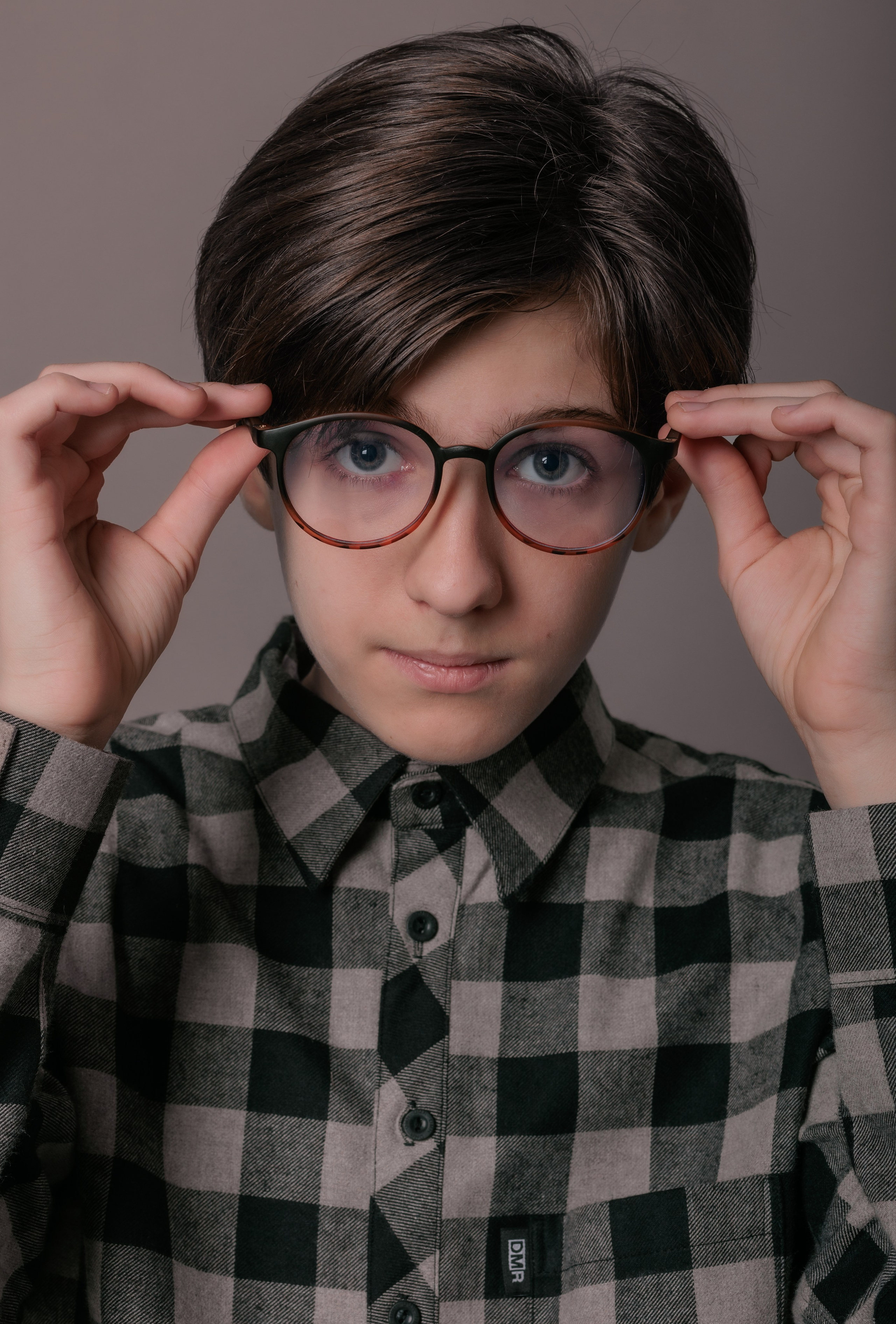 АРТЁМ. Я фотограф из Москвы к Вашим услугам