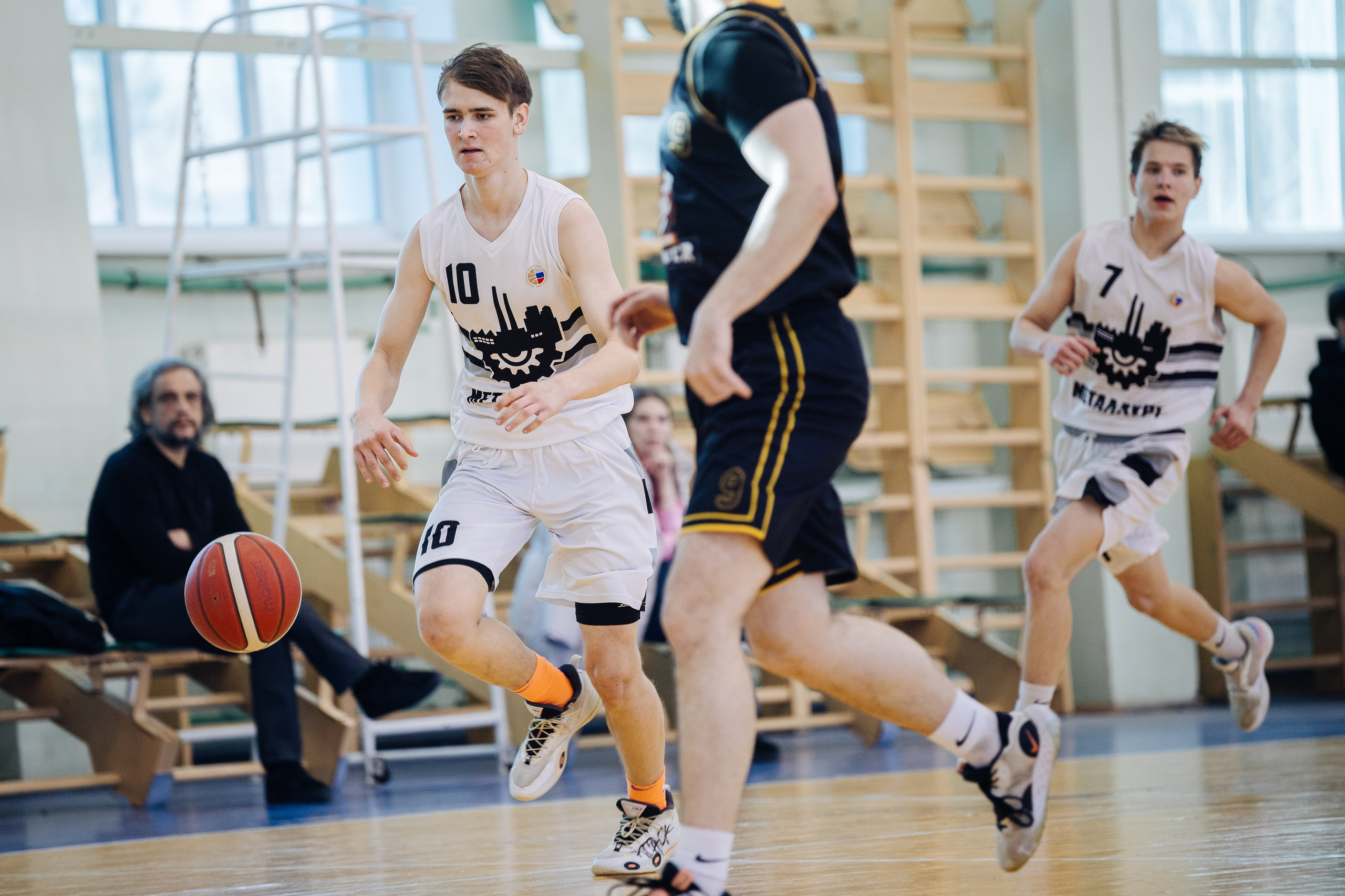 Любительский Чемпионат Магнитогорска по баскетболу // 09.02.25. Денис Прохоров Фотограф в г. Магнитогорск