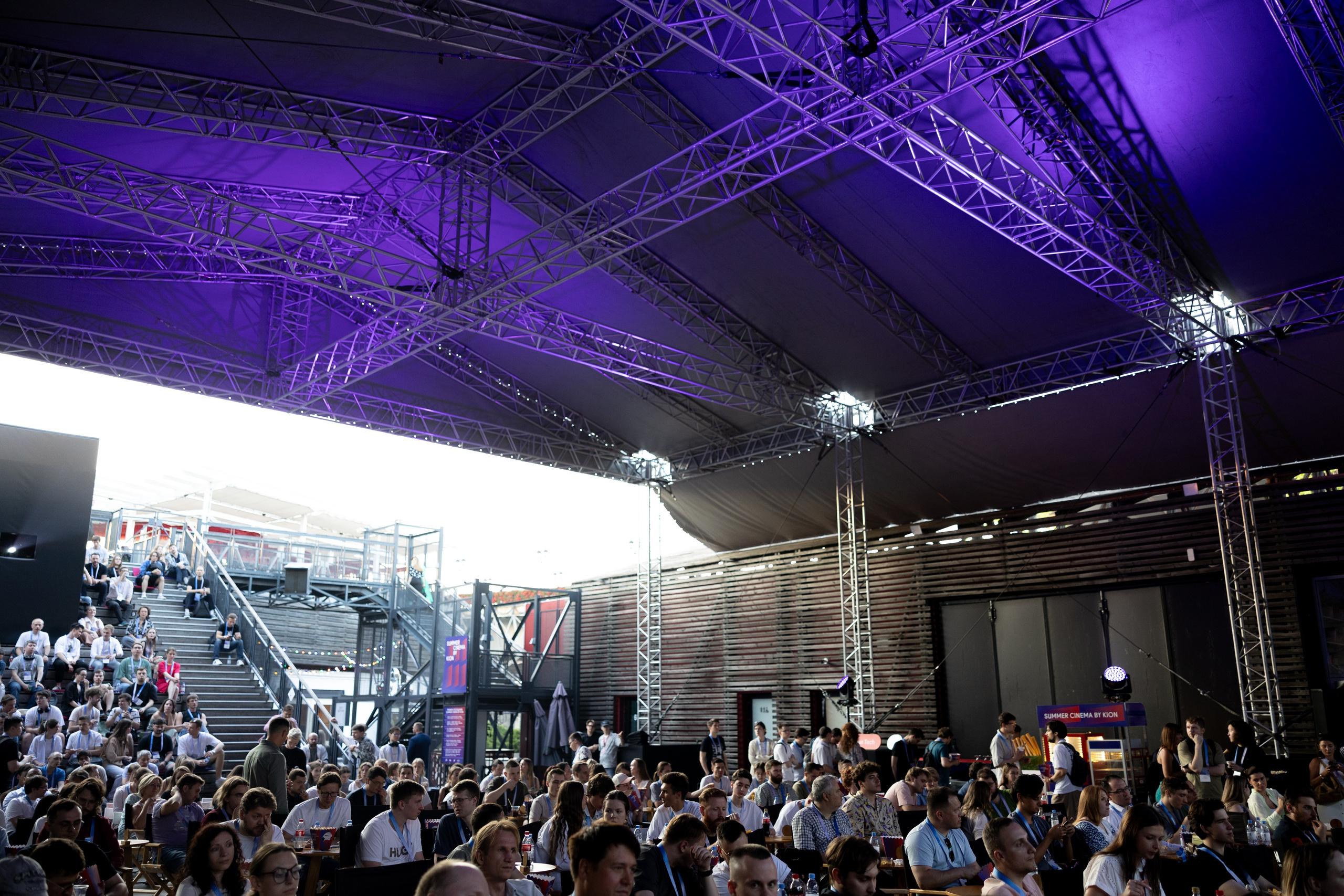 MTC TRUE TECH by Cinema. Свадебный фотограф | Москва