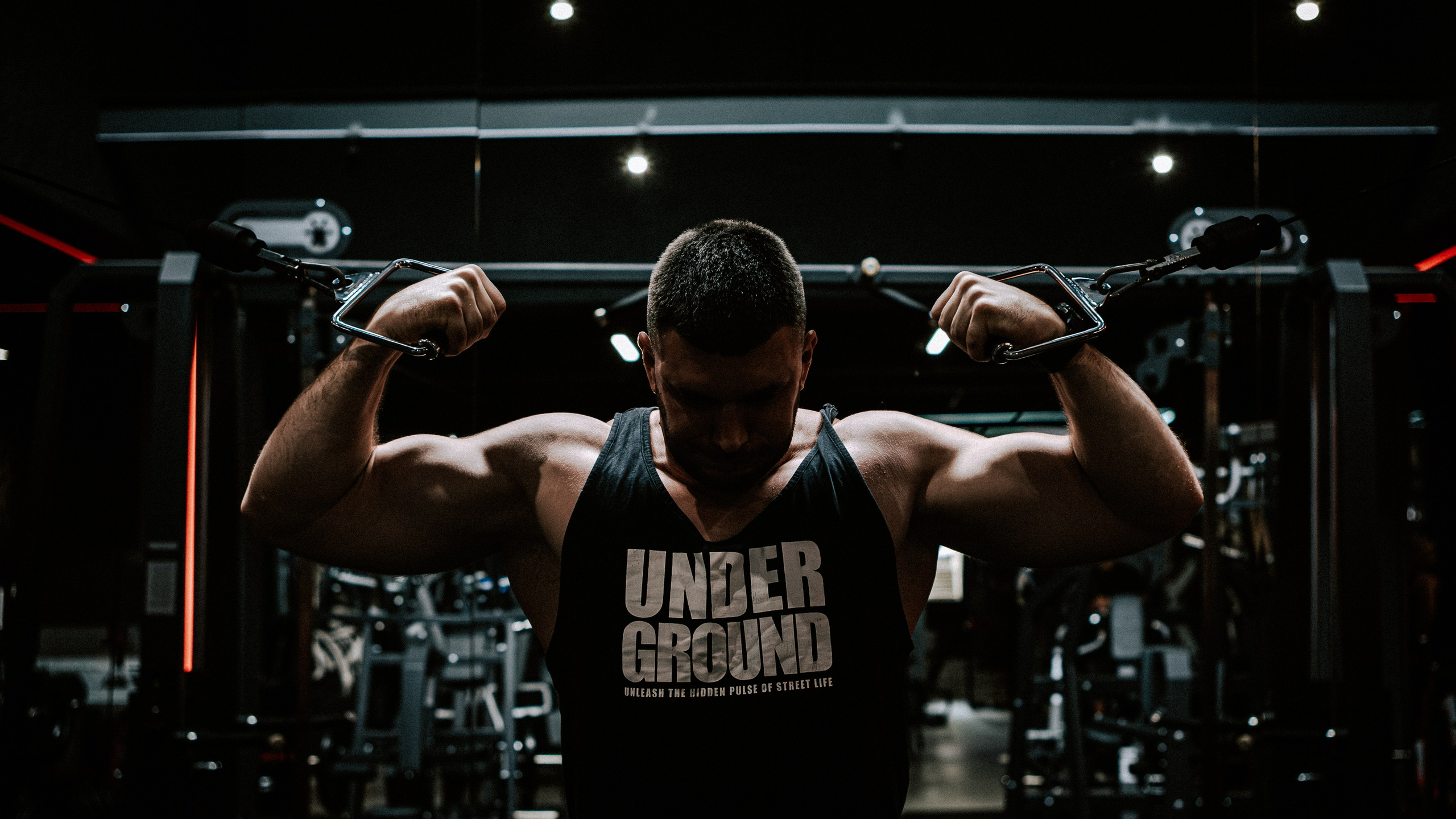 Для мужчин. Коммерческий и Портретный Фотограф Симферополь Крым Максим Махо