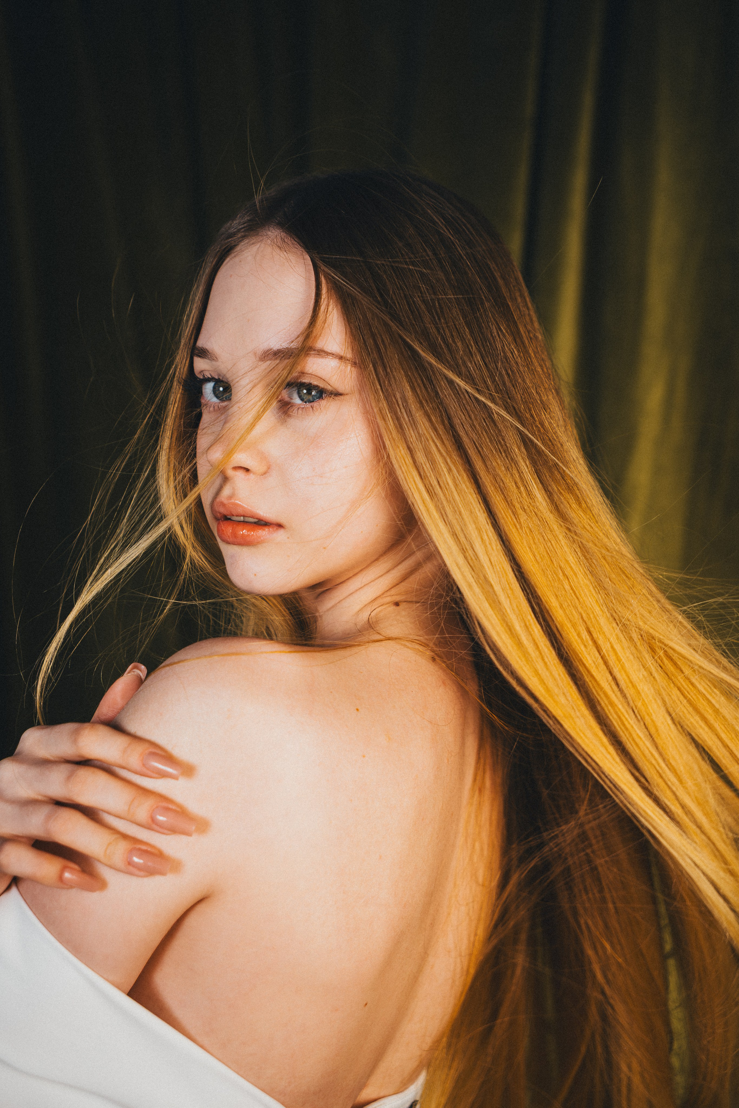 Для женщин. Коммерческий и Портретный Фотограф Симферополь Крым Максим Махо