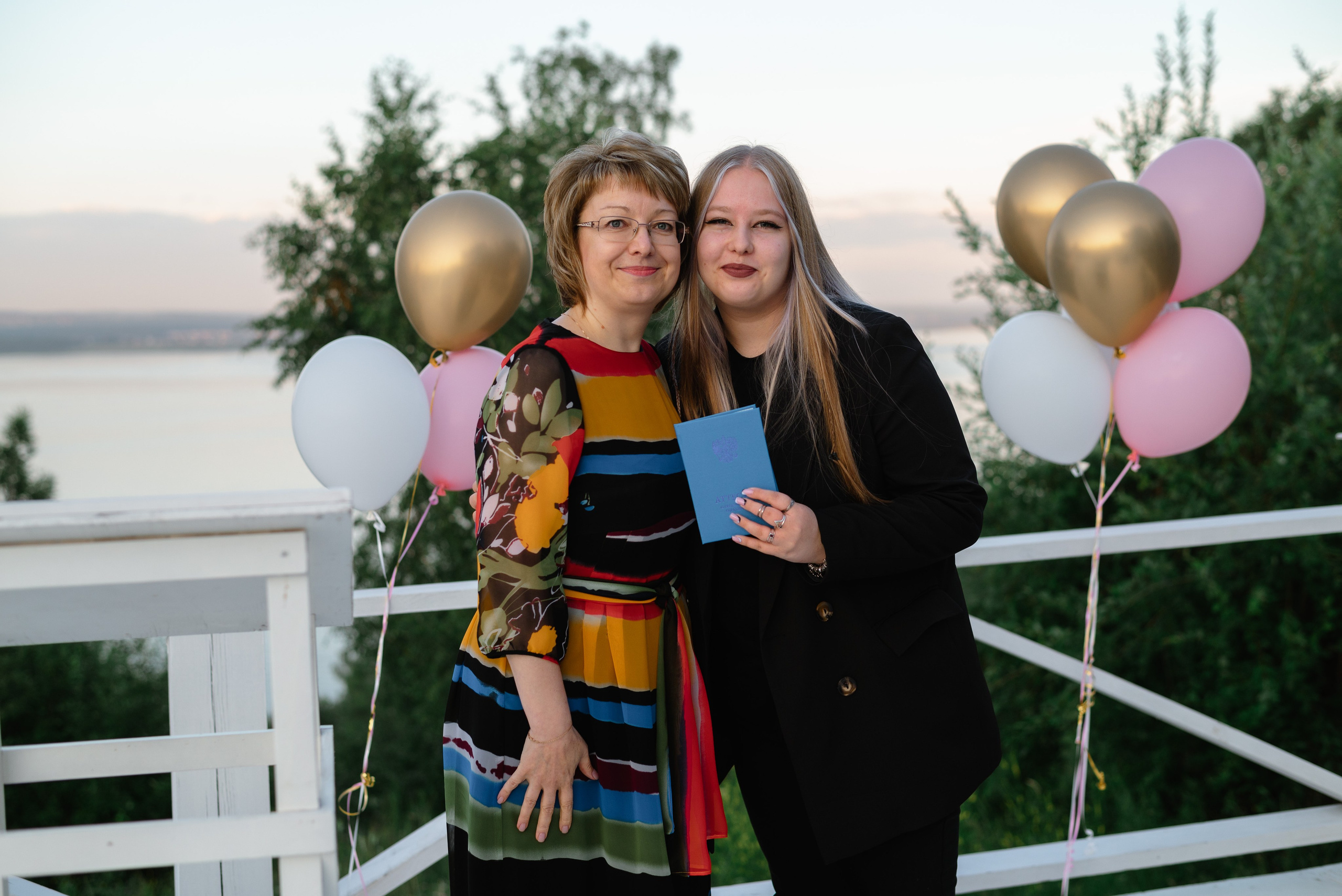 Выпускной 9-11классы. Выпускные книги Анапа Новороссийск Краснодар