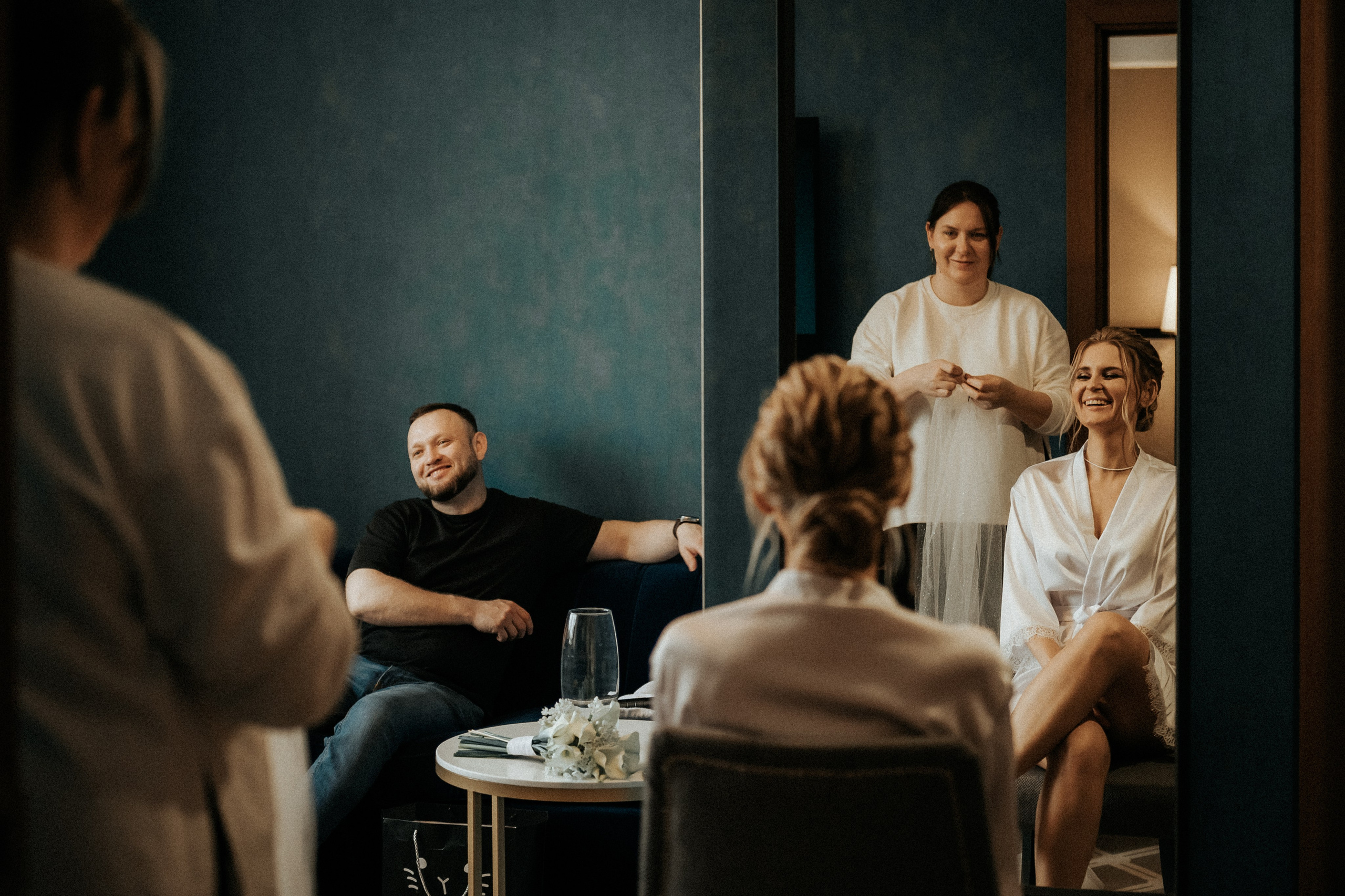 Свадебные фотографии. Фотограф в Барнауле Дарья Бутурлакина. Люби.Цени.Касайся