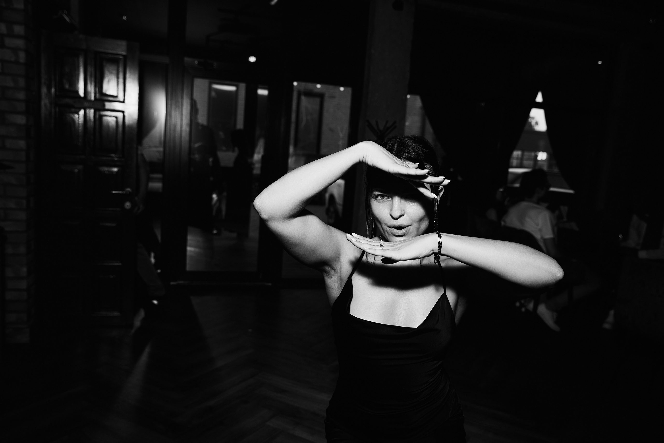 HOLIDAY IN AVRORA ROOM 10.08. Свадебный репортажный фотограф краснодар максим дремов дрёмов фотосессия студия цена