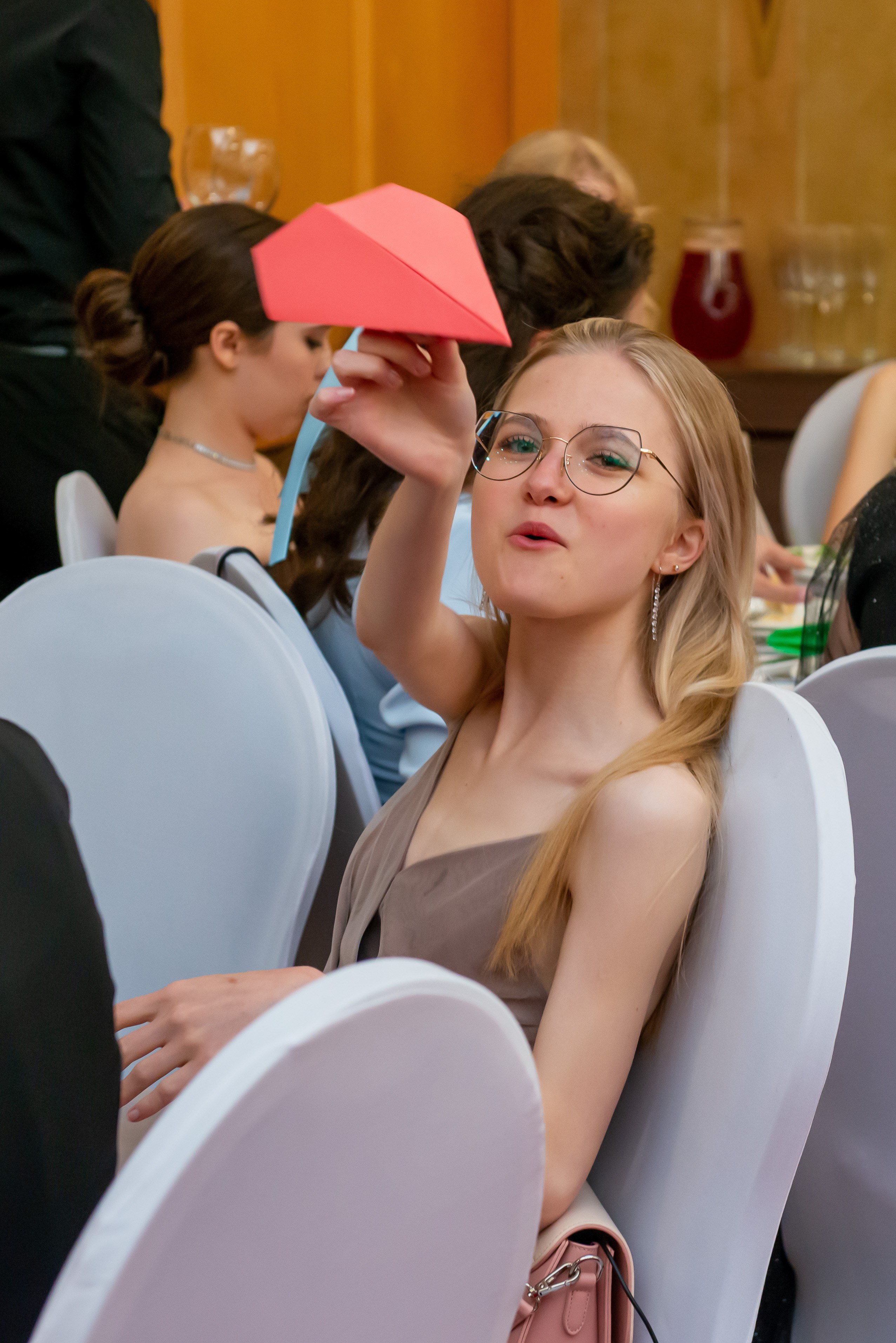 Выпускной вечер в гимназии № 37, ресторан La Ronde