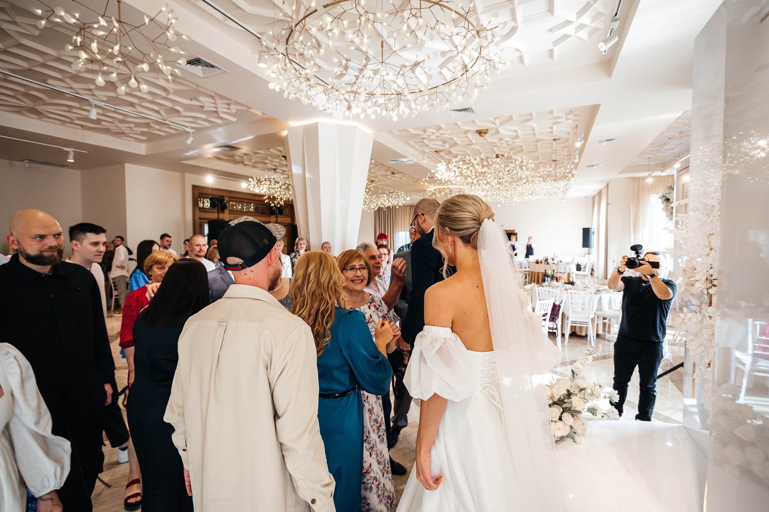 Счастье в моментах. Александр Оношкин. Свадебный фотограф в Екатеринбурге