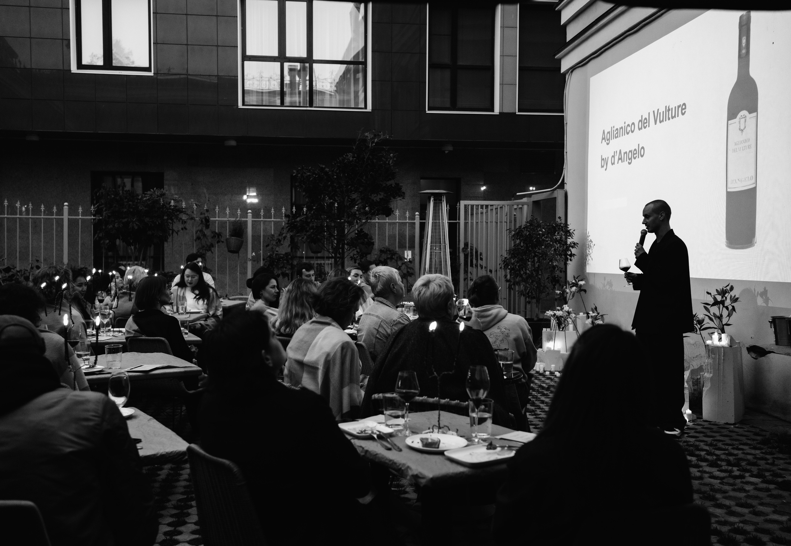 Казань глазами инженера. Винный вечер / 2025. Саша Копылов, фотограф в Казани