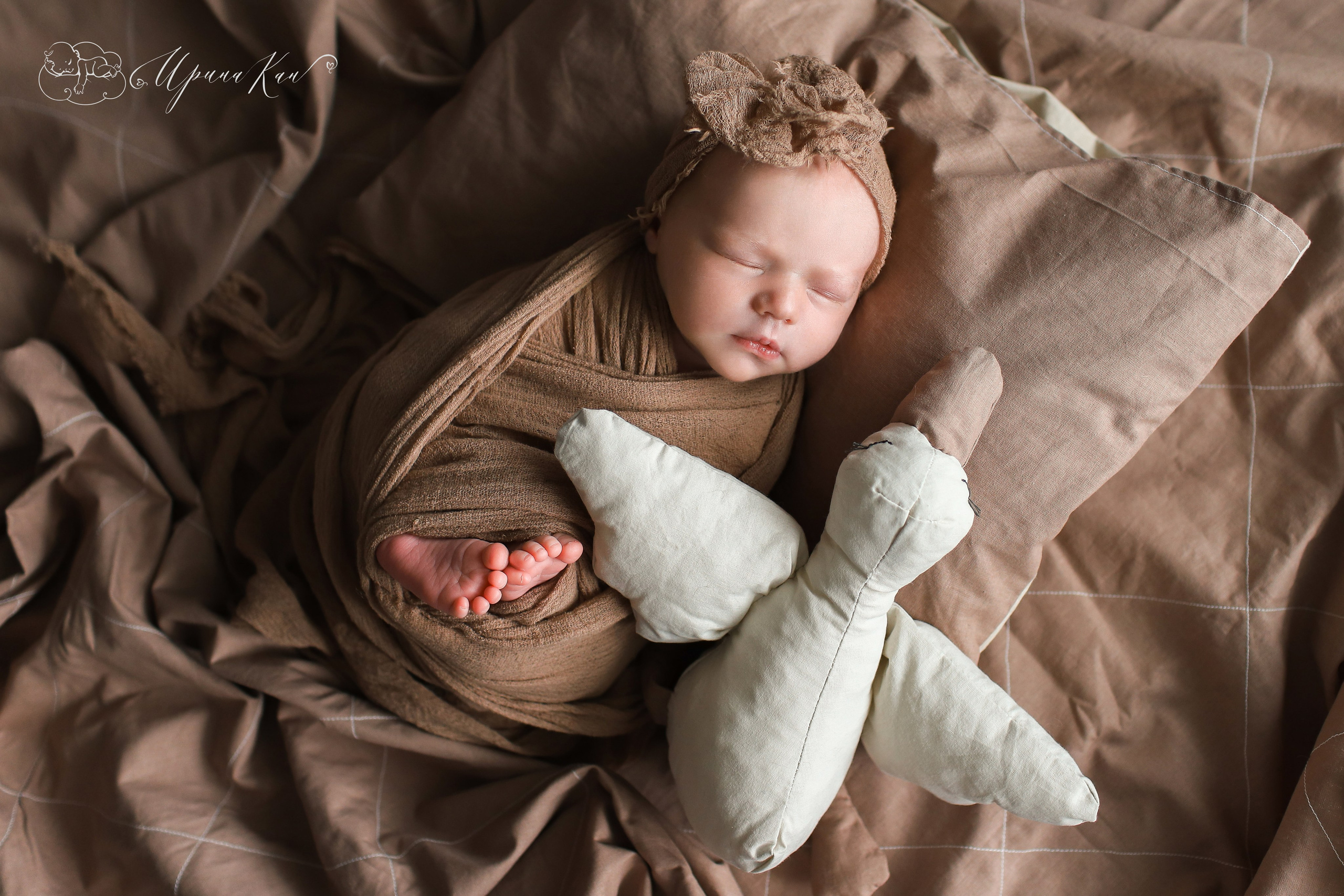 Новорожденная фотосессия для девочек. Ирина Кан Фотограф новорожденных в Екатеринбурге