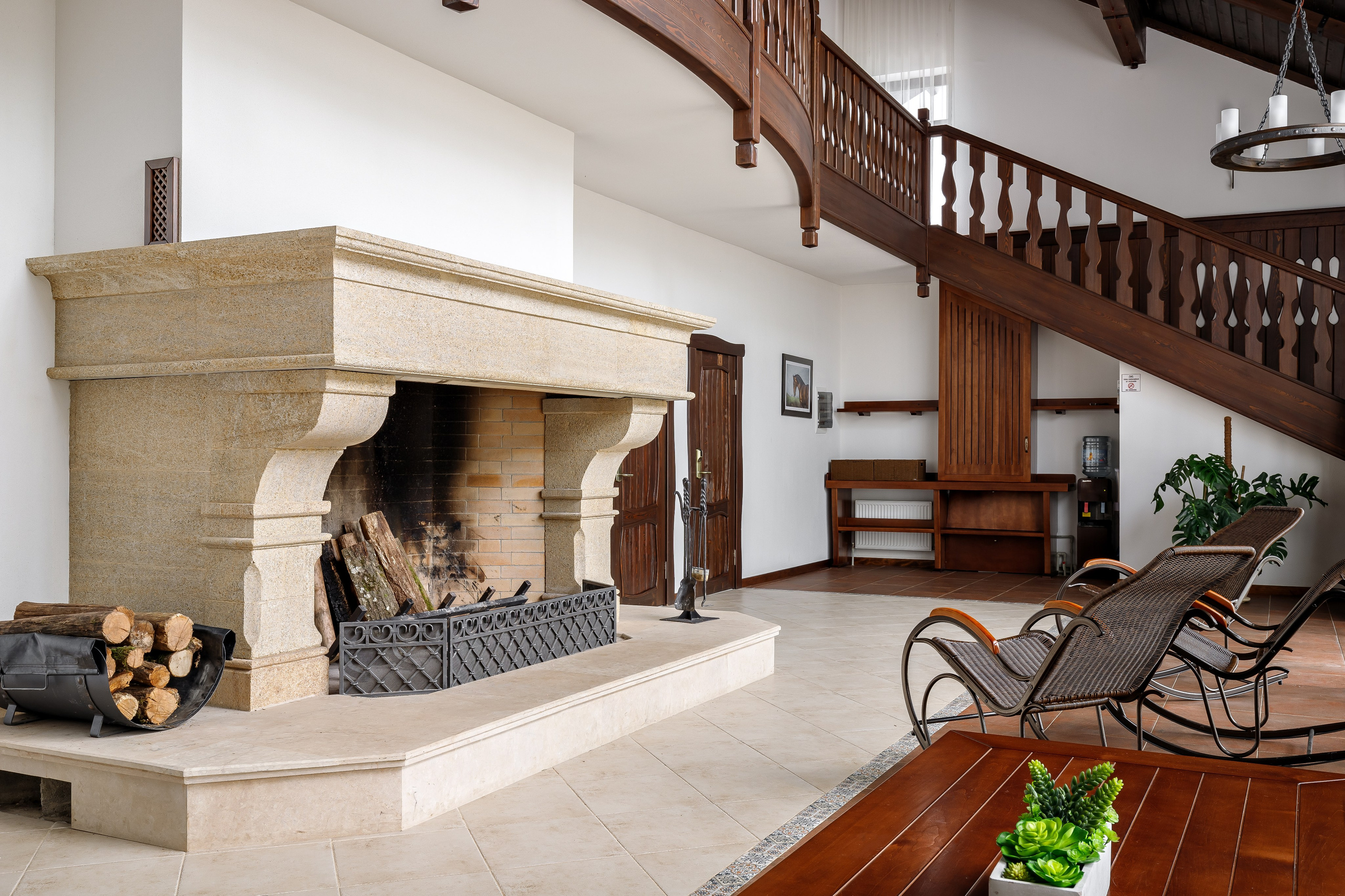 Парк-отель «Орлиное гнездо». Номера в домиках. п. Горячий Ключ. Интерьерный фотограф в Краснодарском крае Светлана Шурлова