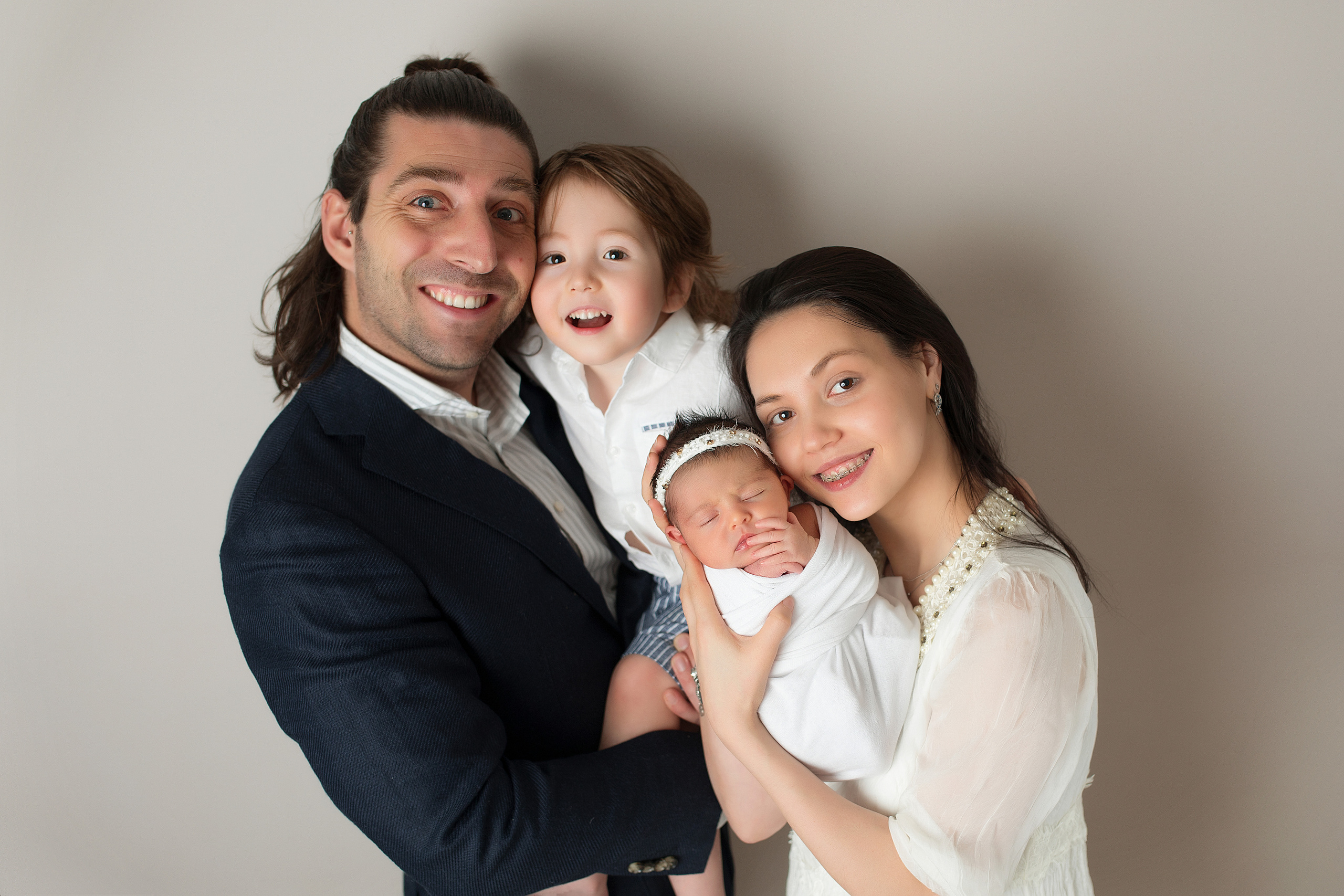 Фото с родителями. Фотограф новорожденных Москва Архипова Татьяна