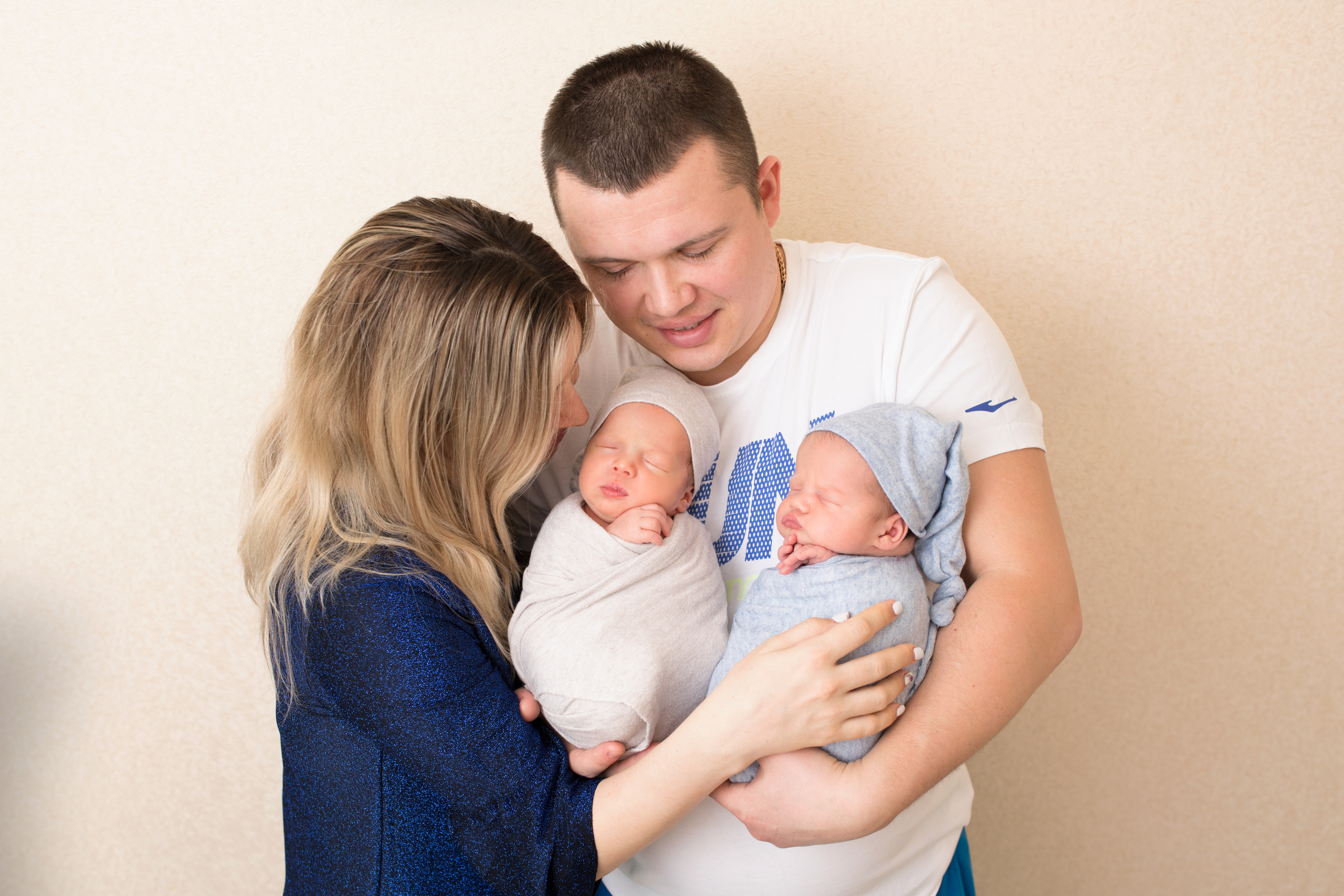 Фото с родителями. Фотограф новорожденных Москва Архипова Татьяна