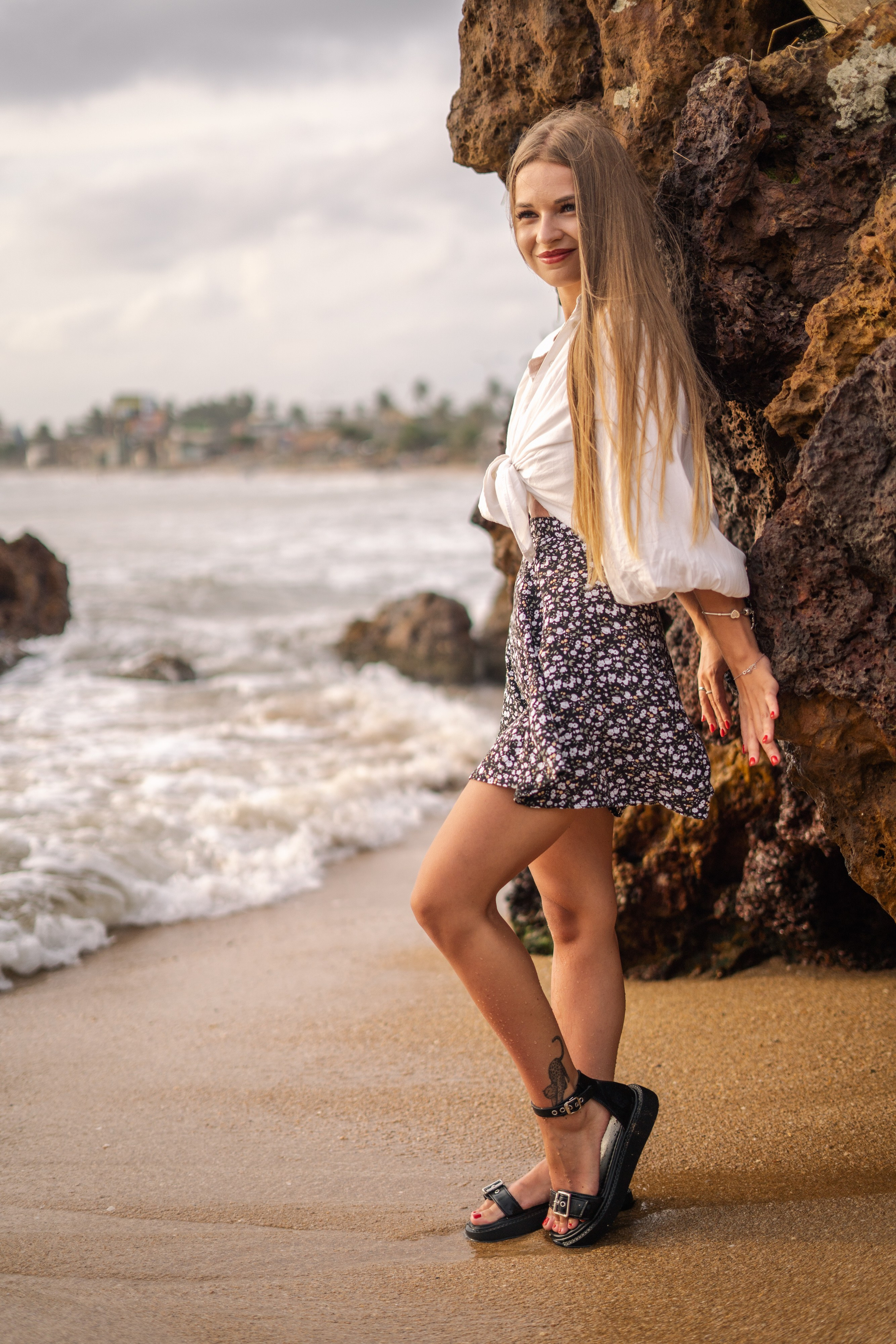 Lera & Lelik, Turtle Beach