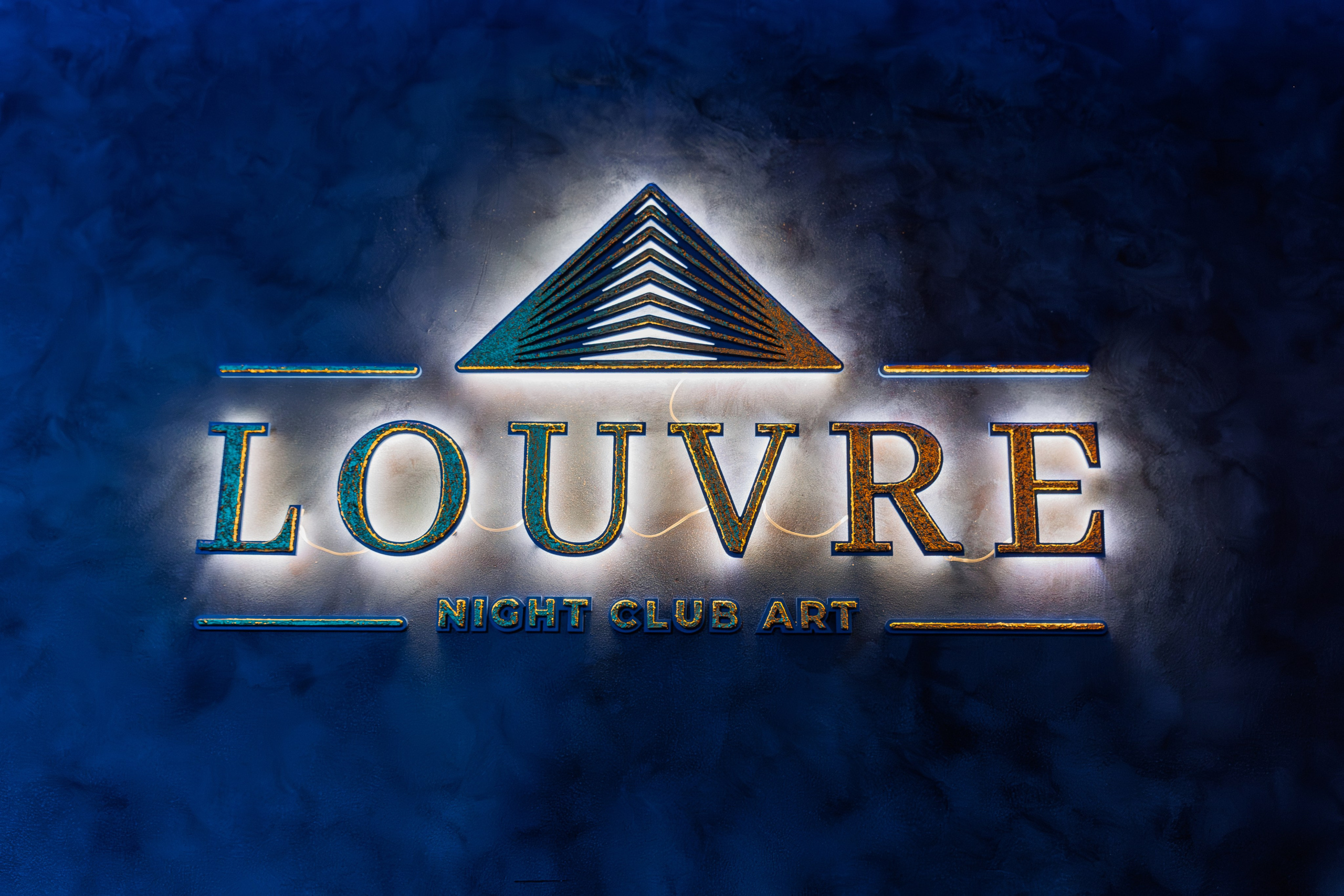 ЛУВР [Открытие Ночного клуба]. СВОИ. ФОТООТЧЕТЫ-СОБЫТИЯ-МЕСТА