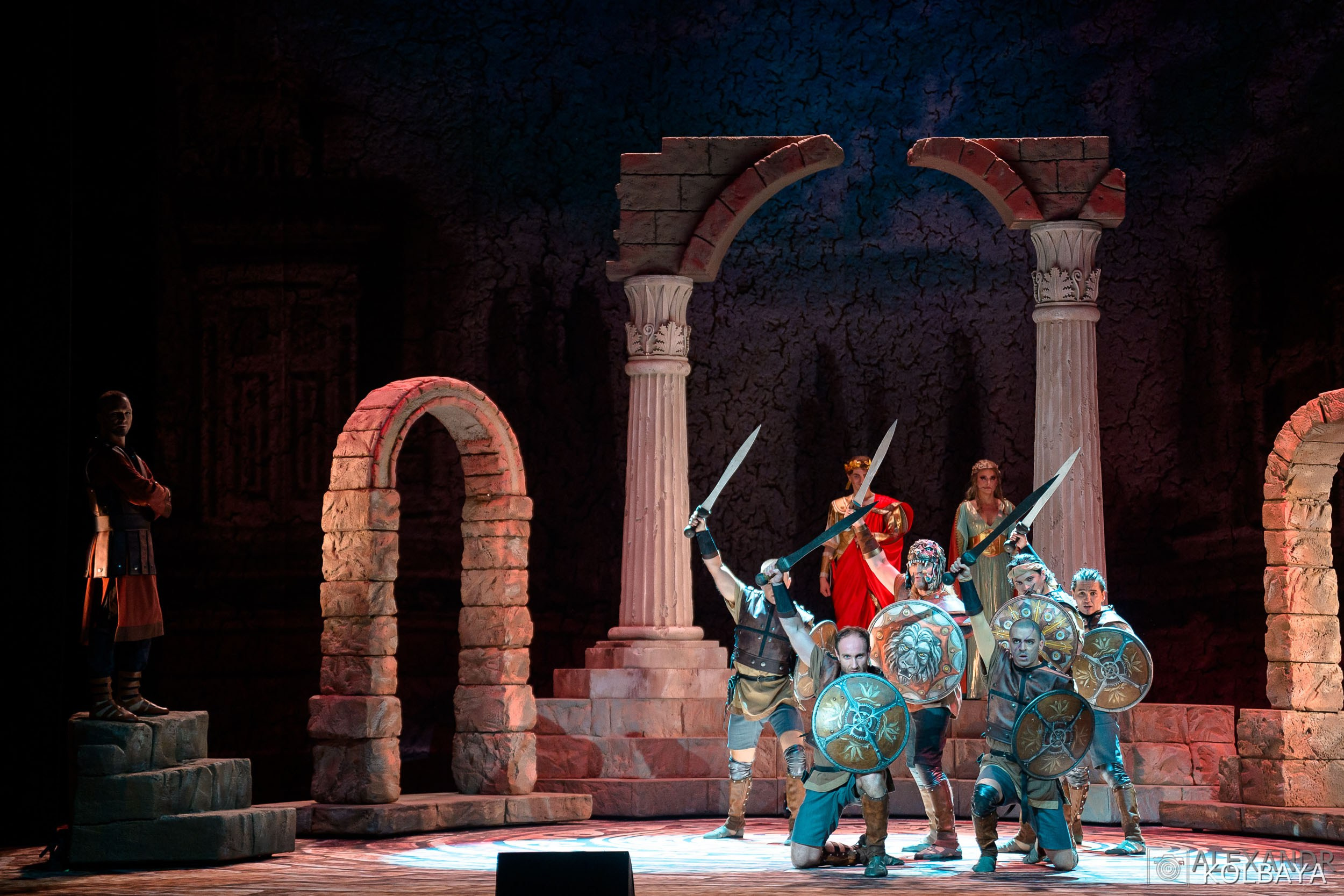 Фоторепортаж со спектакля Гладиатор в Театре Терезы Дуровой. Концертный и театральный репортажный фотограф в Москве Александр Колбая