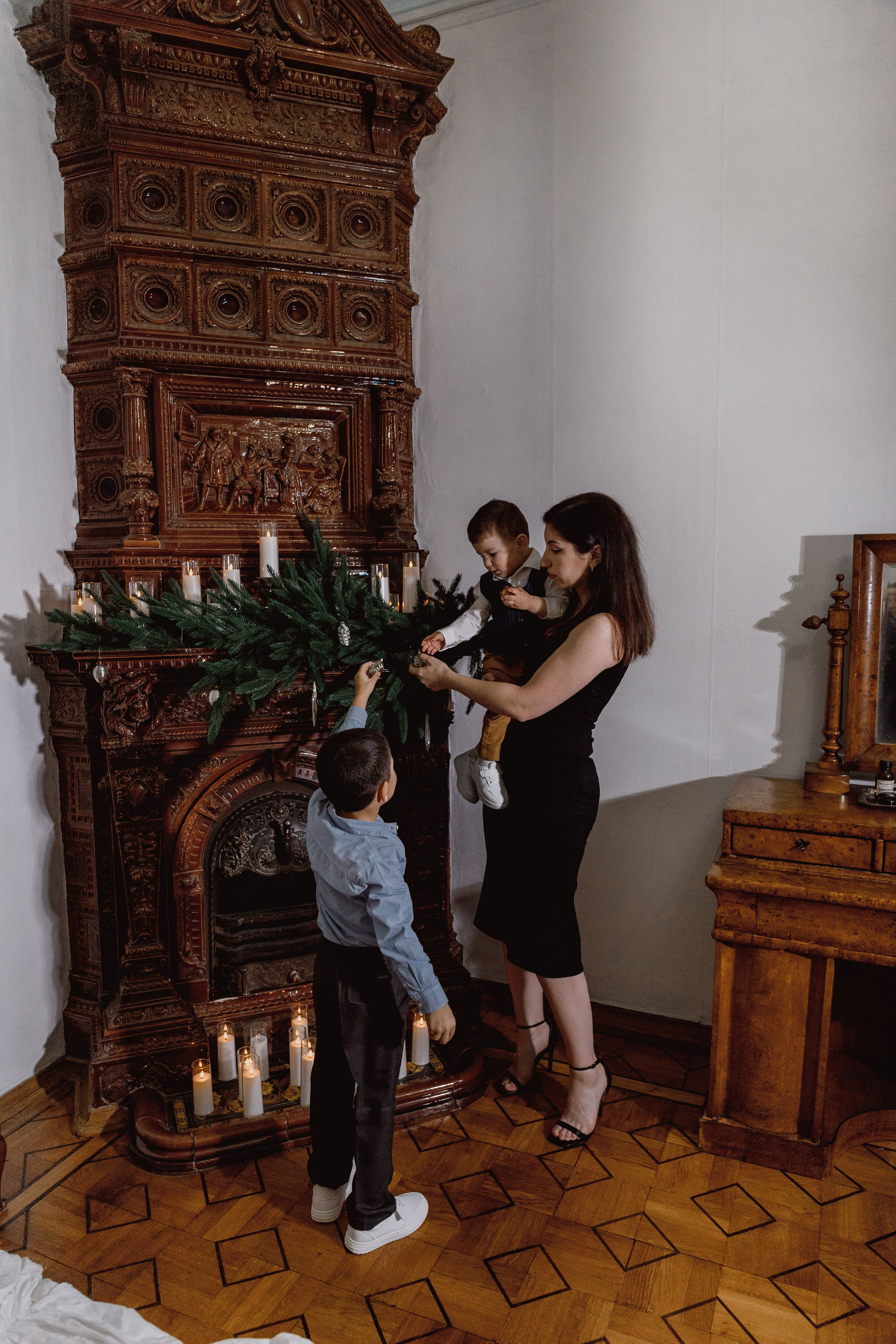 Роза и ребята. Фотограф Харитонова Наталья