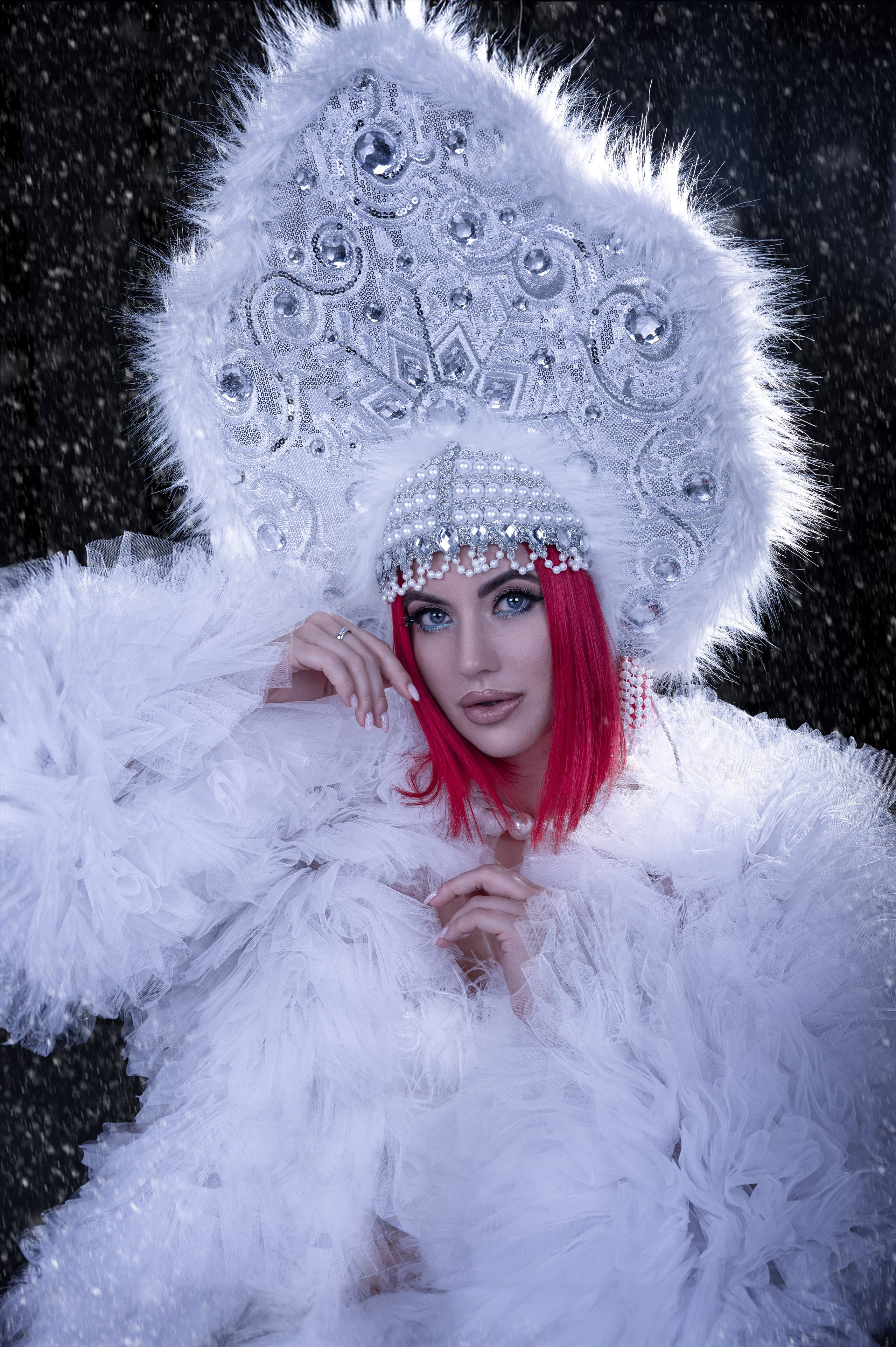 Модная Снегурка. Cruelsyra —фотограф в Хабаровске. Портретная и фэшн съемка