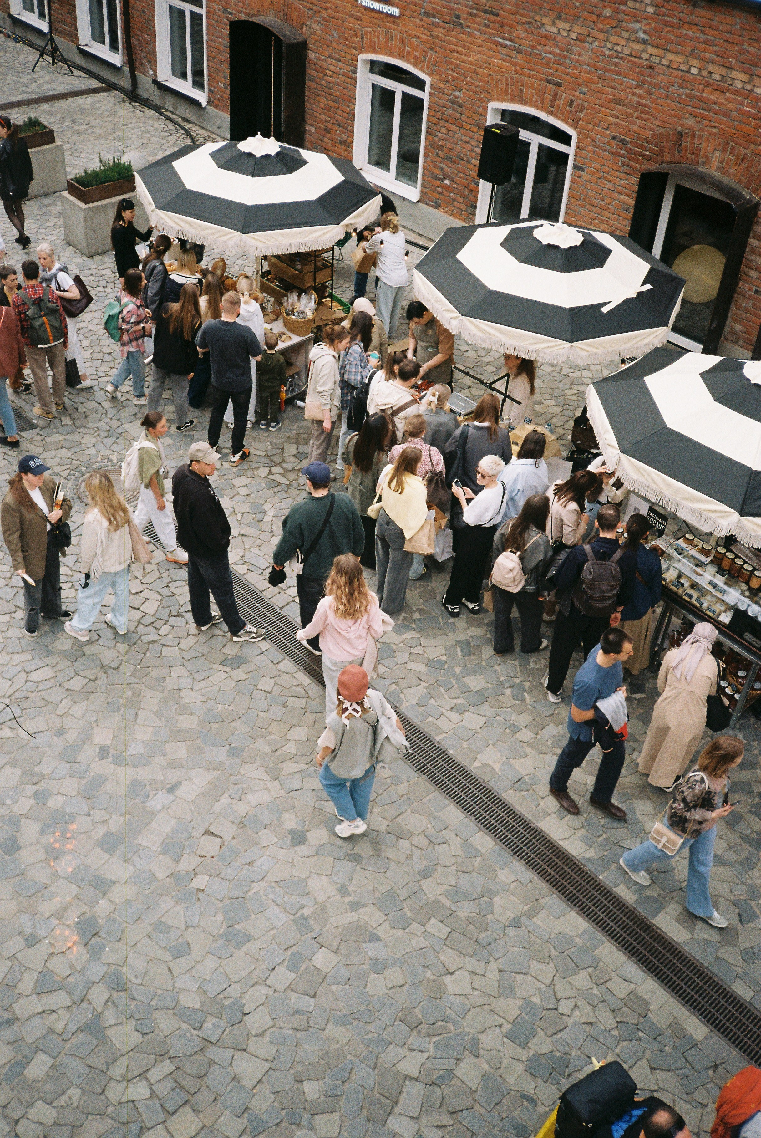 Veter Magazie — первый lifestyle журнал в России