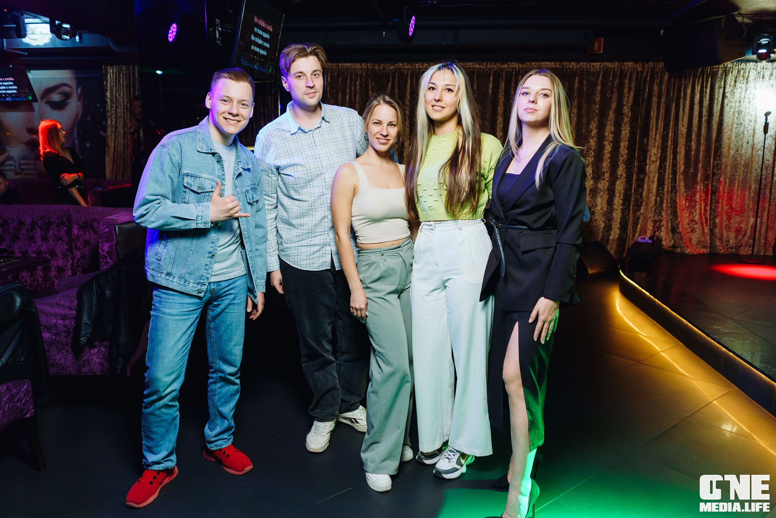 Фоторепортаж из караоке-клуба Эйфория. One Media Life: фоторепортажи, фотоотчеты с мероприятий и заведений