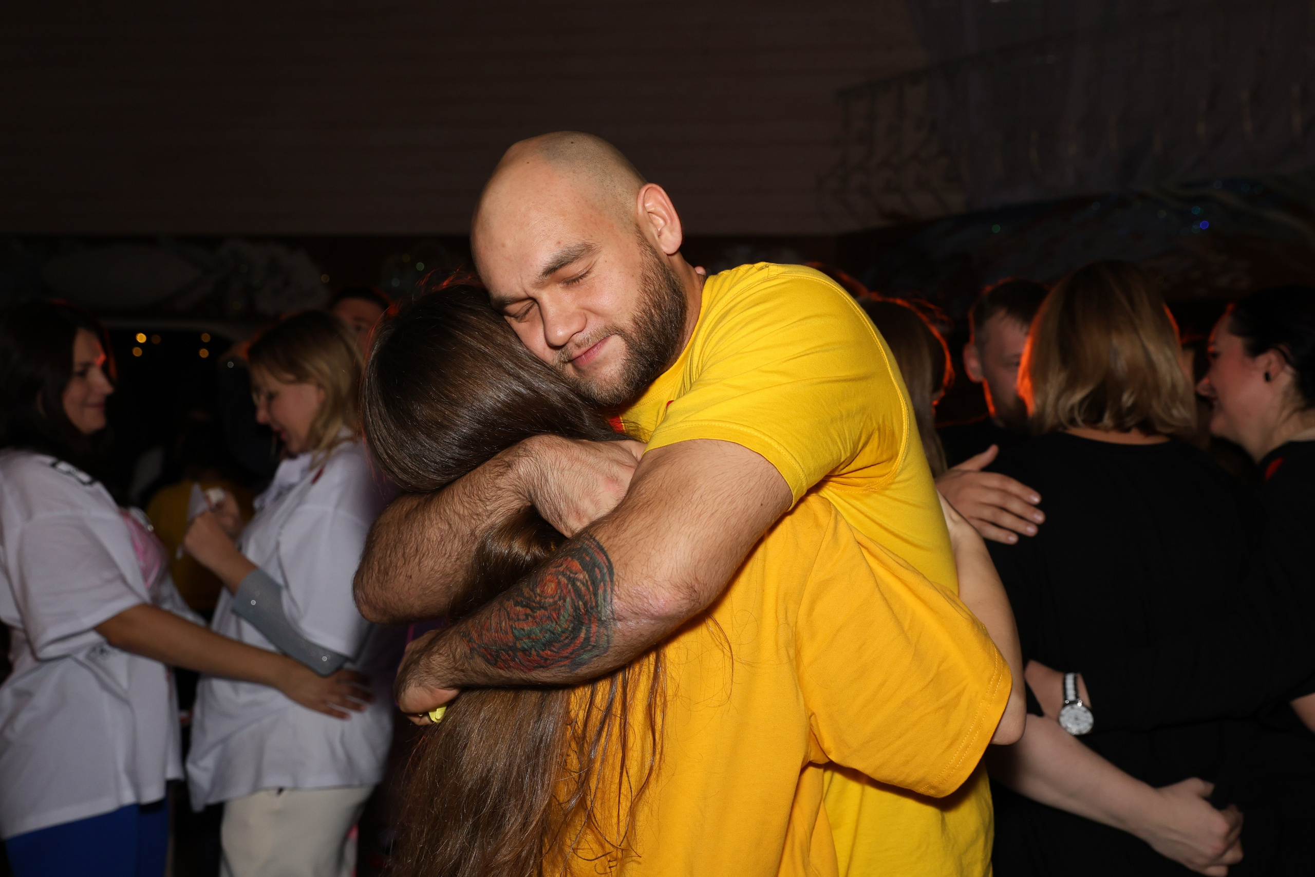 Тиндер смена в лагере для взрослых «Изи». Фотограф Дарья Попова