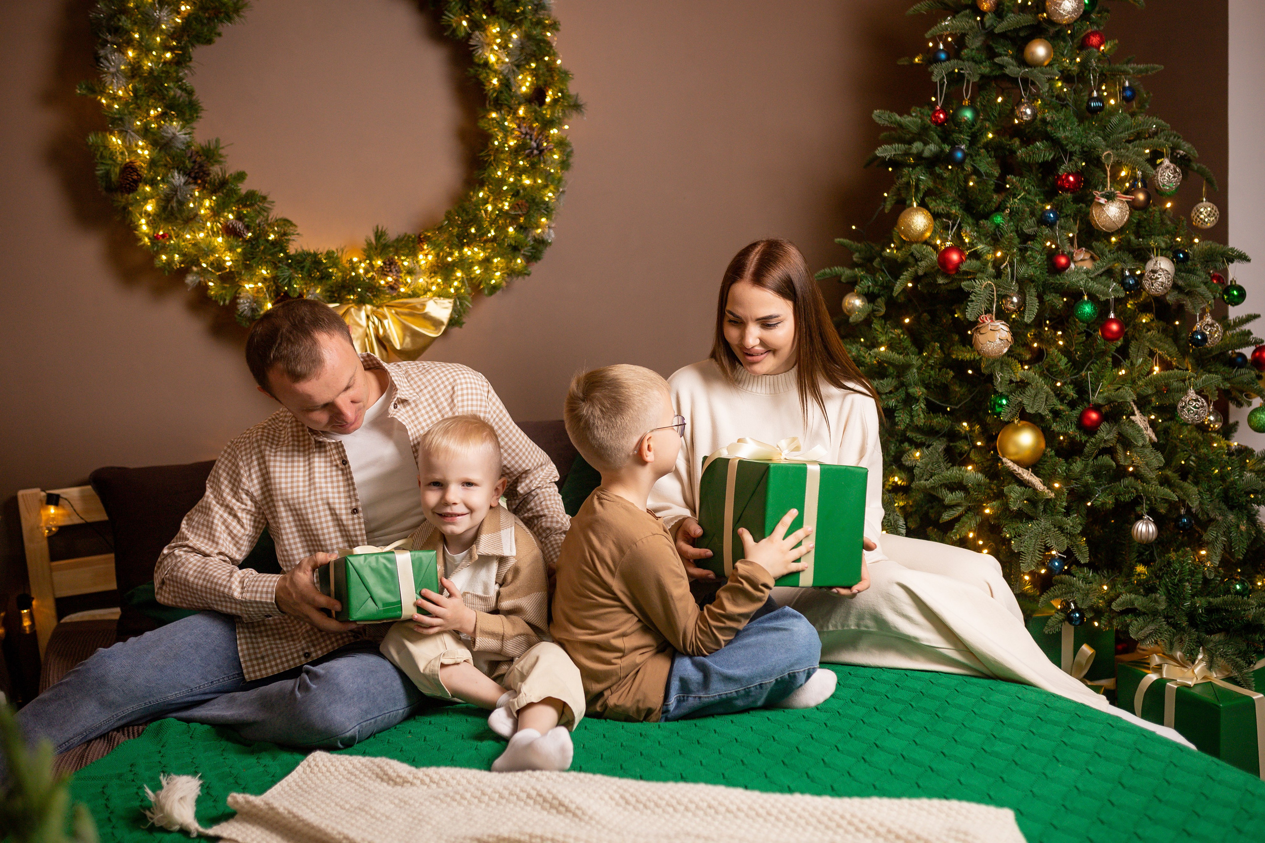 Семейная новогодняя фотосессия. Семейный, детский, свадебный фотограф в Георгиевске Дарья Домникова