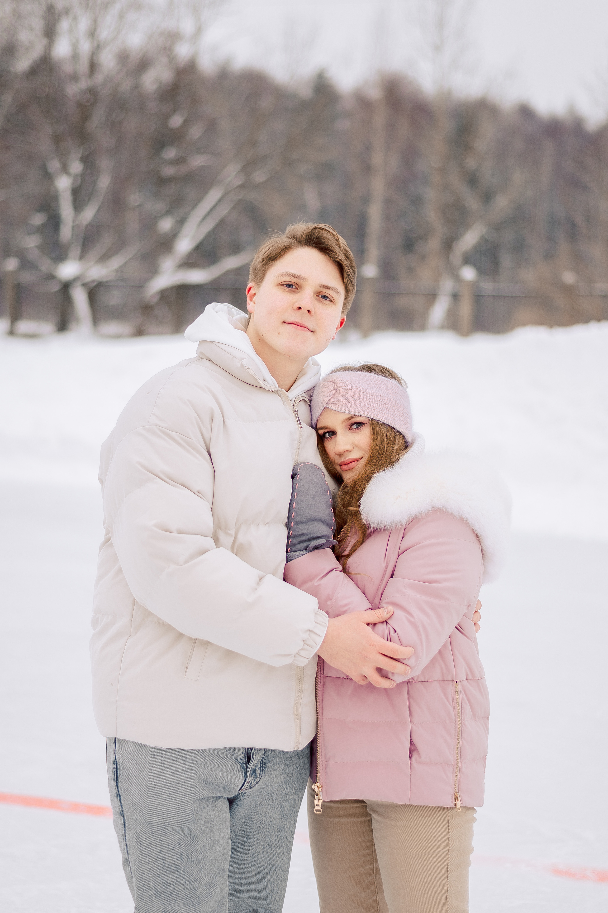 Love story Глеба и Саши на катке. Фотограф в Москве и Московской области Таня Яблочкина