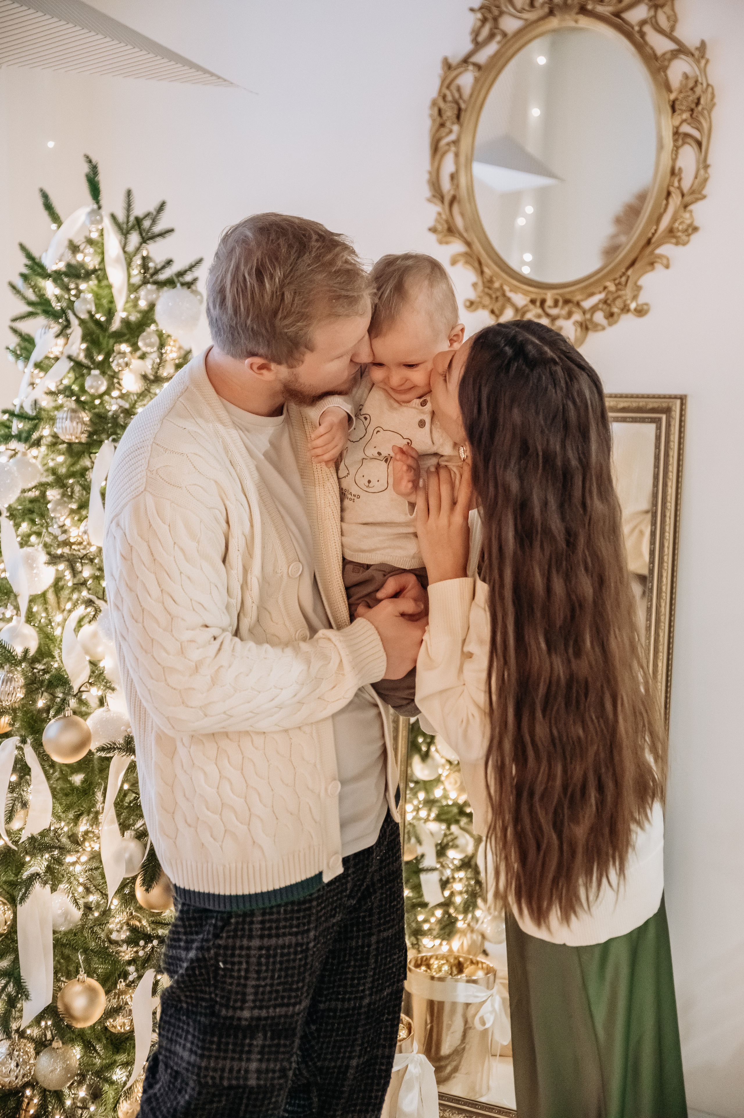Новогодняя семейная фотосессия Вити, Насти и Матвея. Фотограф в Москве и Московской области Таня Яблочкина