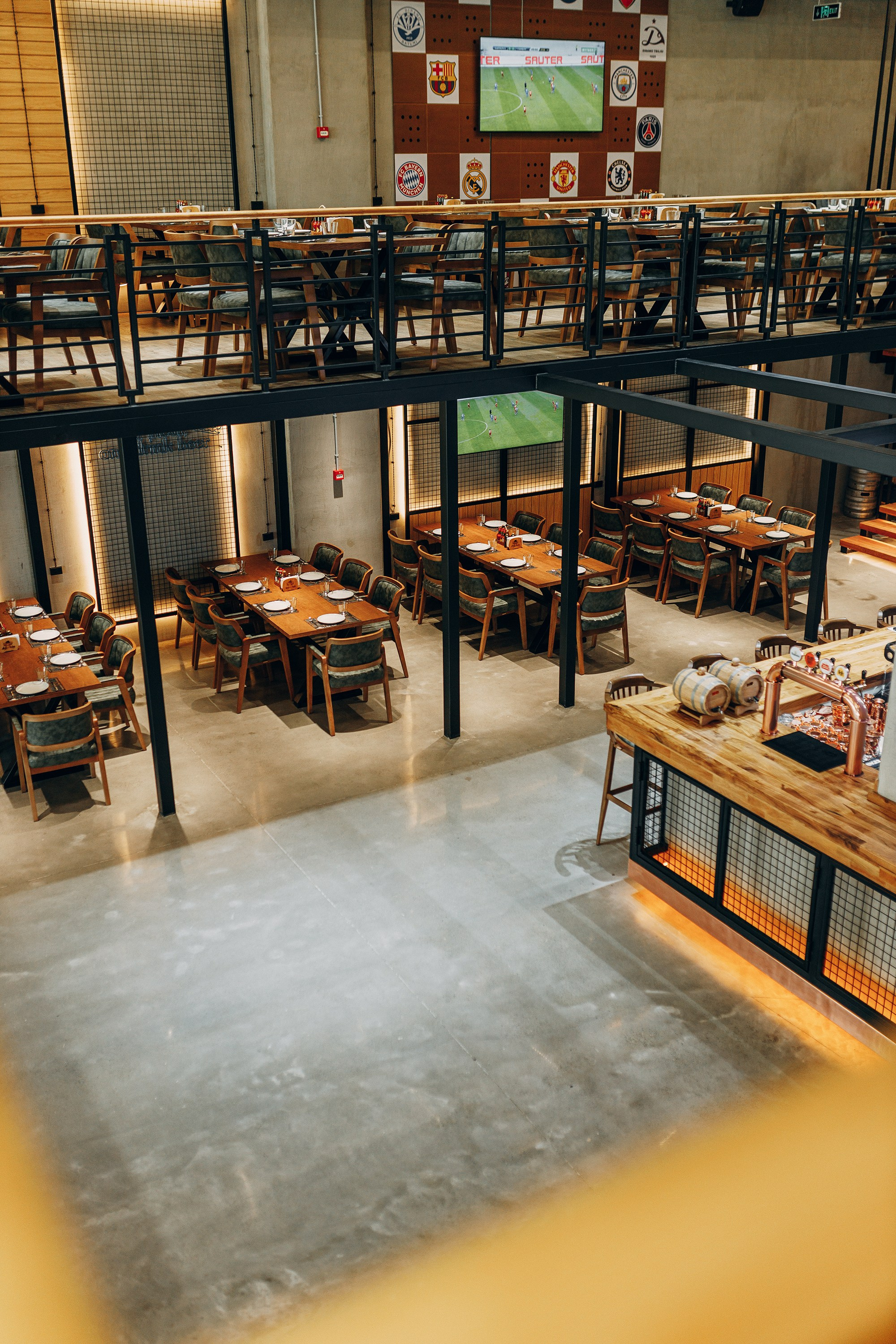 СЪЕМКА ДЛЯ ПАБА "ARENA PUB"