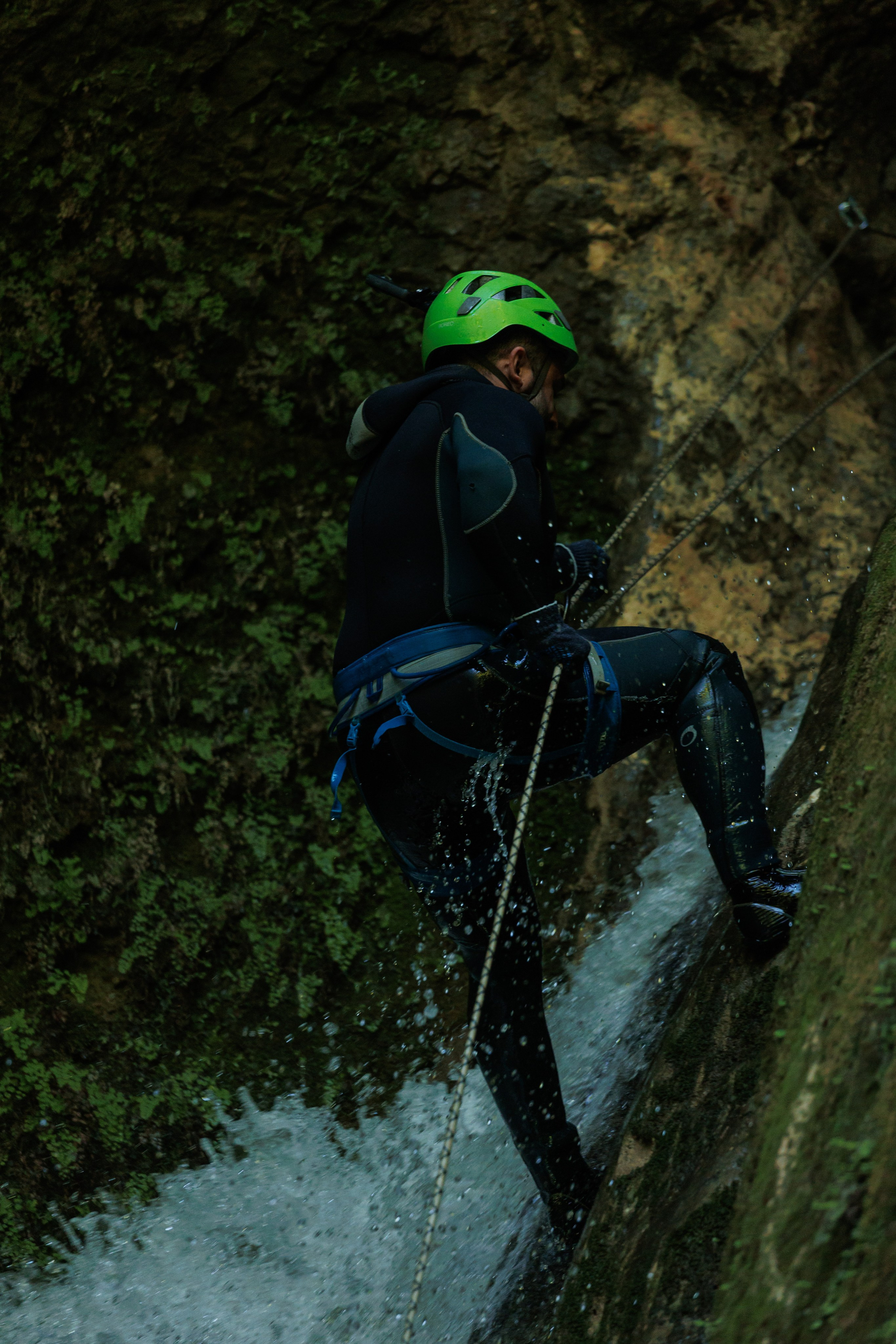 Каньонинг. Фотограф в Санкт-Петербурге и Москве Макс Спектор