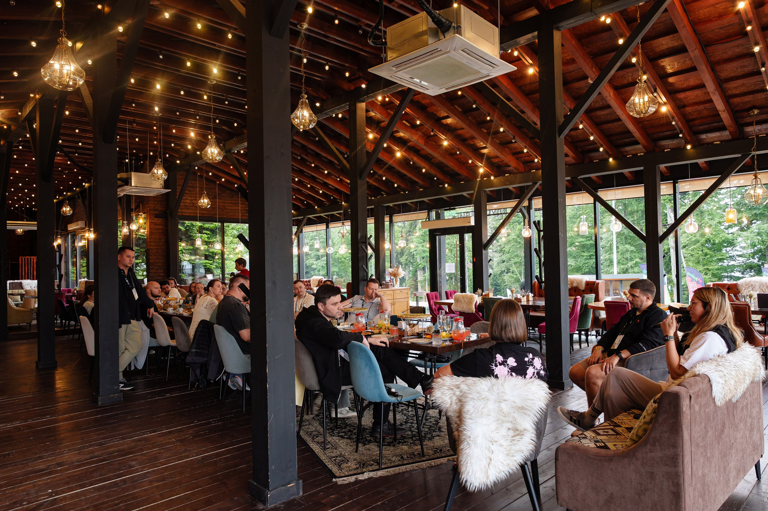 Бизнес-завтраки и дискуссии. South HUB