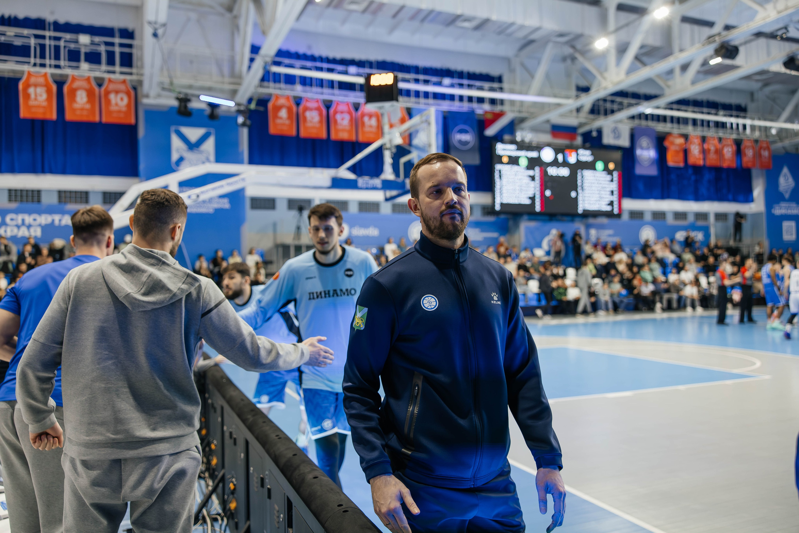 Баскетбол — Динамо. Репортажный и свадебный фотограф во Владивостоке Максим Цой