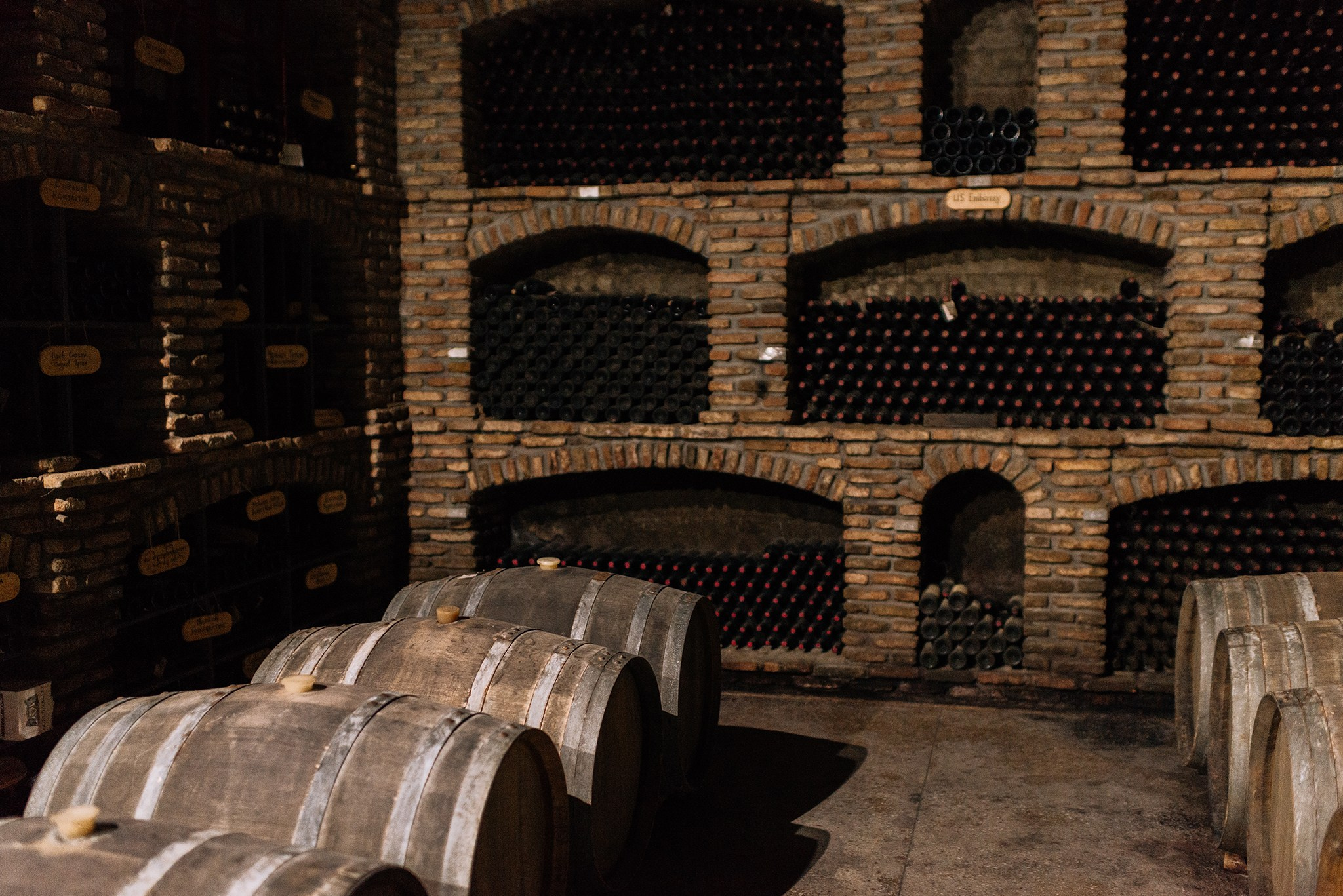 Винный завод «Корпорация Киндзмараули». Май 25. Репортажный фотограф в Санкт-Петербурге Анастасия Клёпова