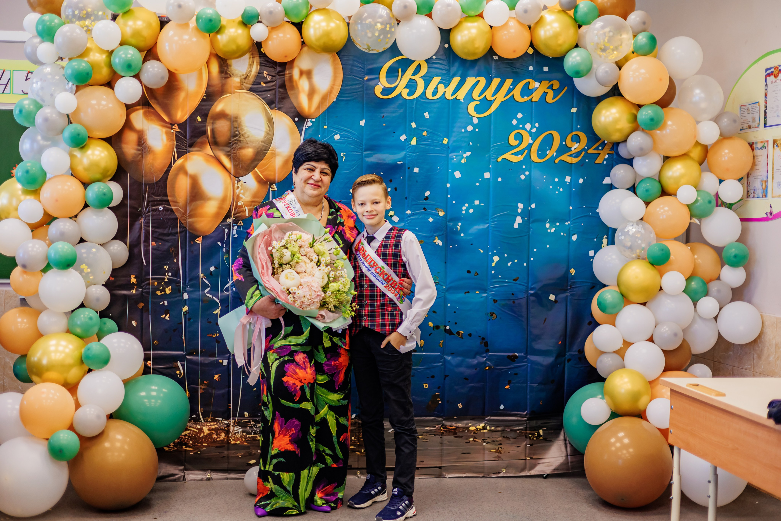 Выпуск 4а 25школа'24 год. Свадебный и семейный фотограф в Армавире