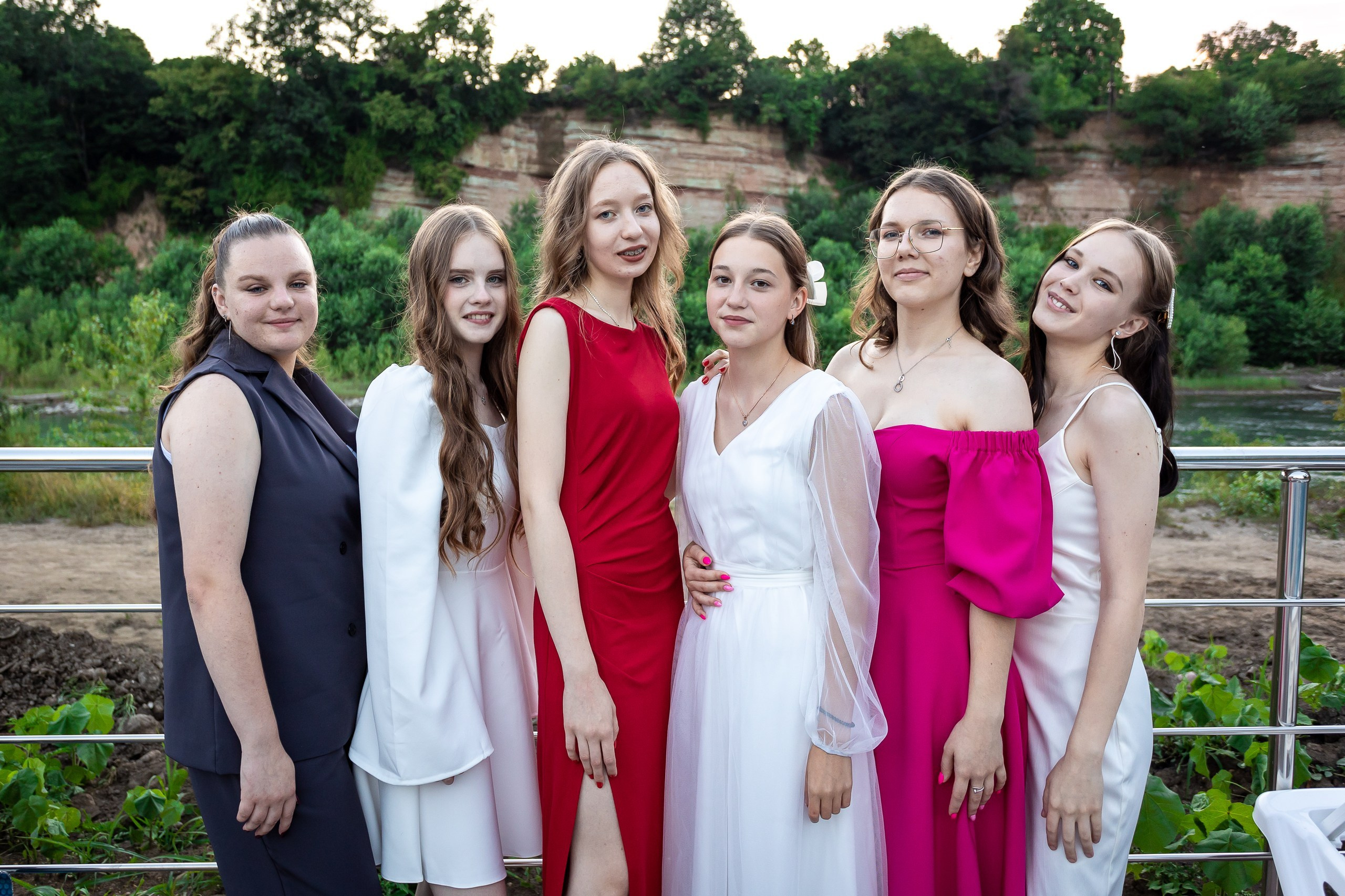 Вручение аттестата и выпускной вечер. Выпускные альбомы Майкоп, Краснодар Елена Золотарева