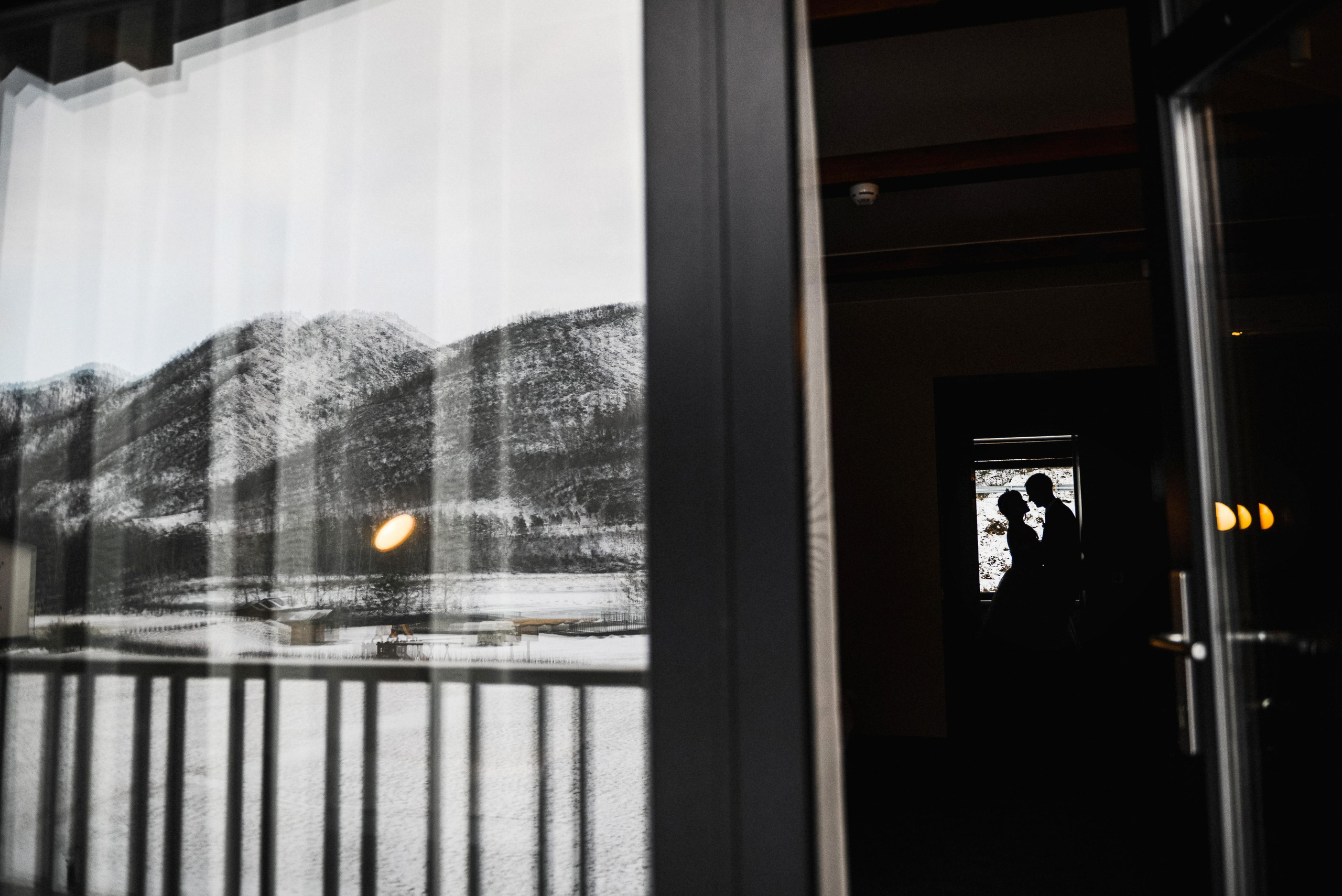 Горы и два безумца. Свадебный и портретный фотограф Пётр Ладанов