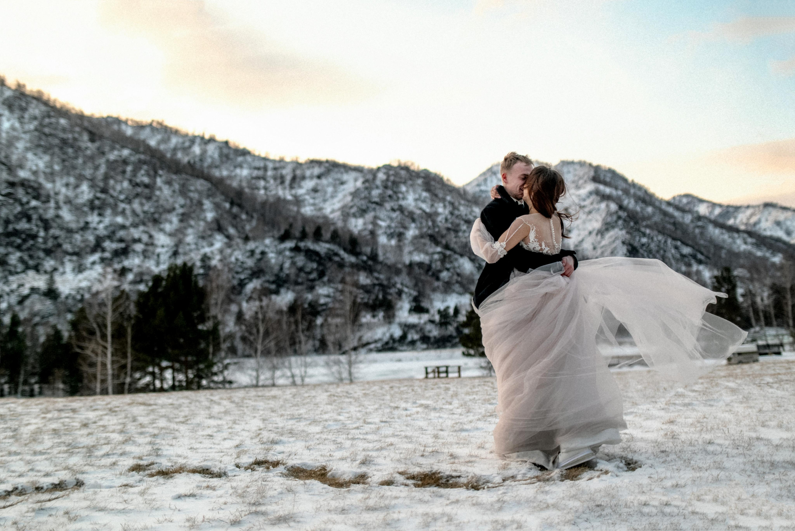 Горы и два безумца. Свадебный и портретный фотограф Пётр Ладанов