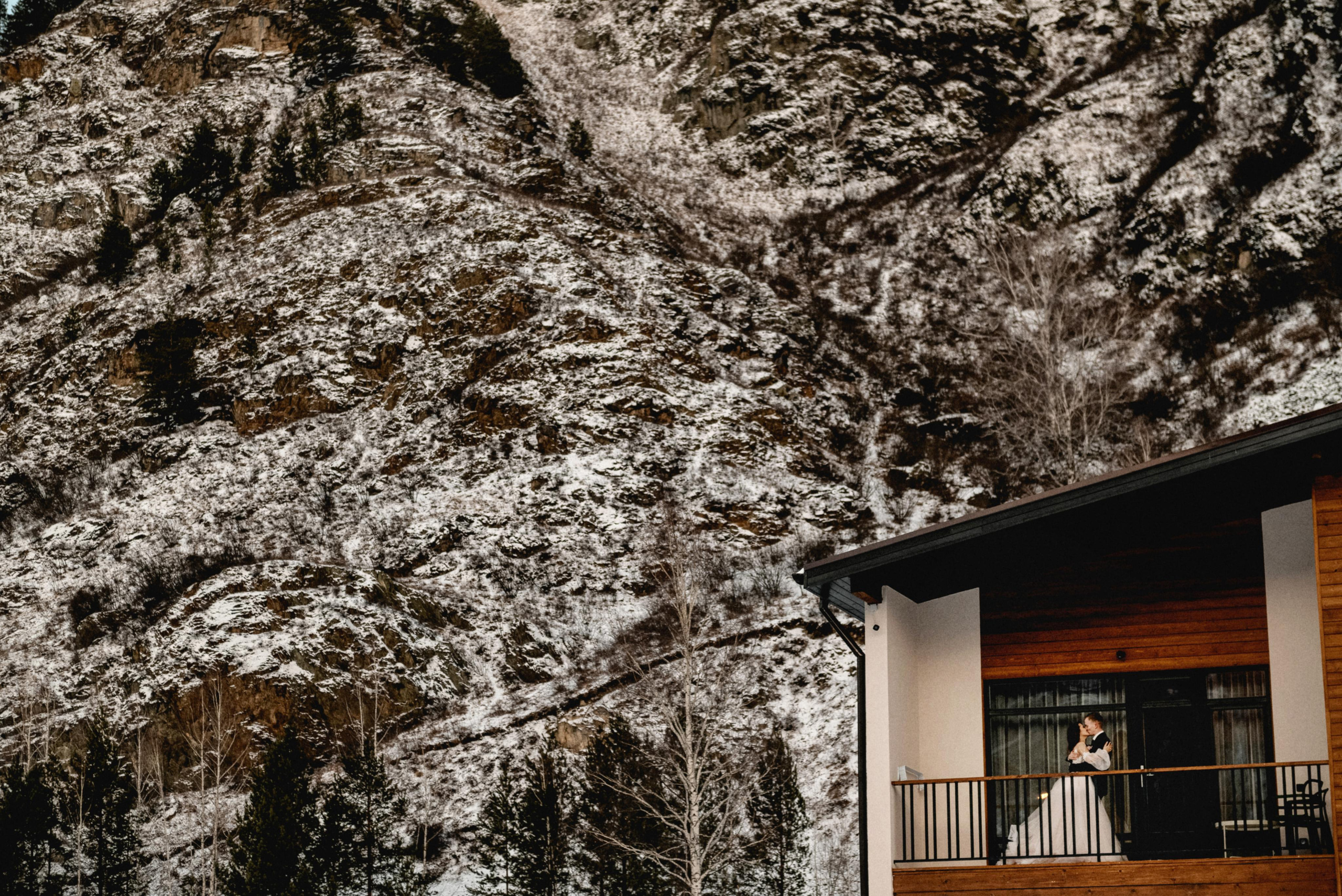 Горы и два безумца. Свадебный и портретный фотограф Пётр Ладанов